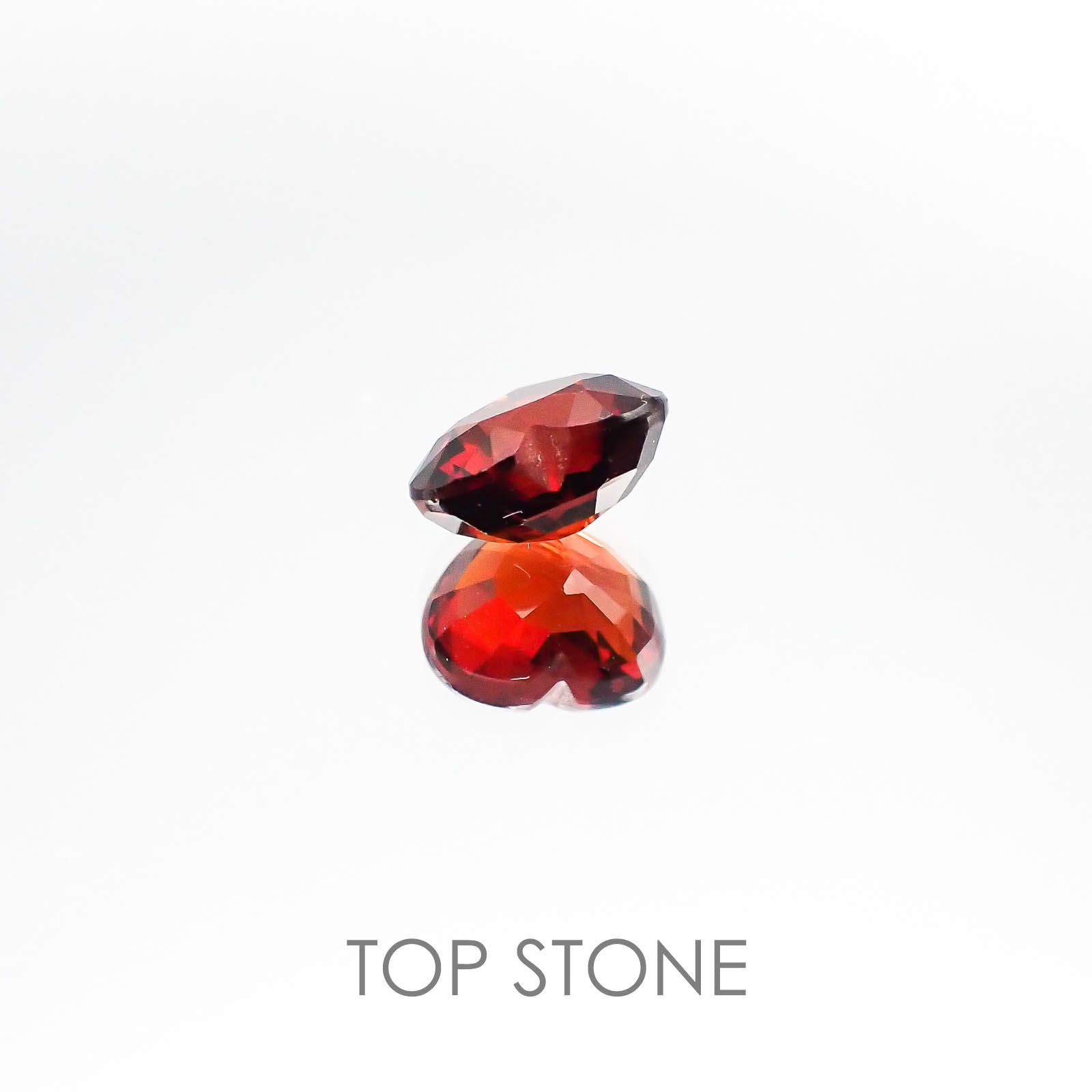 アルマンディンスペサルティンガーネット マダガスカル産 ルース 2.03ct[20073710]6.7×7.6mm前後