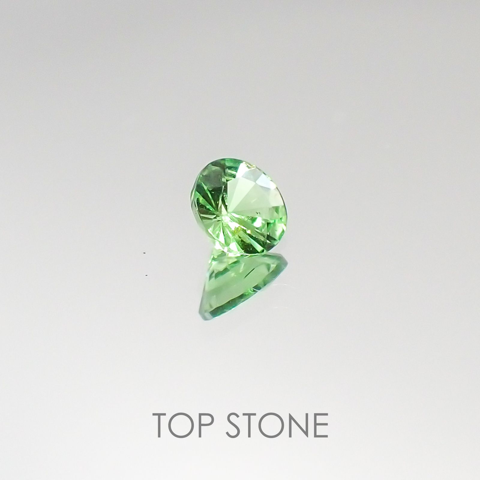 ミントガーネット タンザニア産 ルース 0.27ct[5517]4×4mm前後