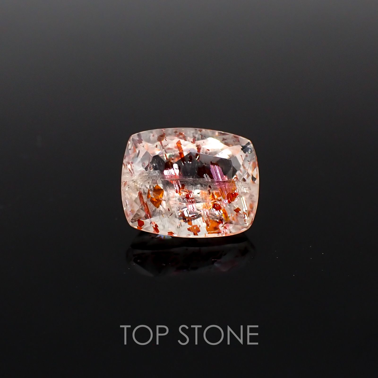 イリュージョンサンストーン(宝石名フェルドスパー) タンザニア産 2.43ct 識別済[210310193]9.1×7.4mm前後