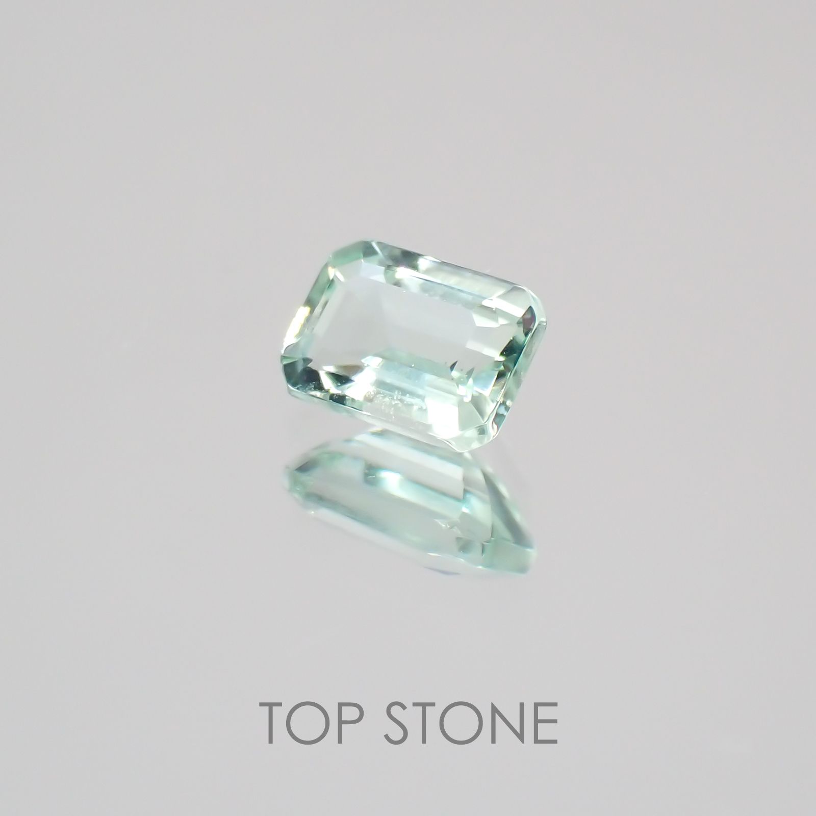 ミントベリル(グリーンベリル) ブラジル産 ルース 0.16ct[21069718]3.9×3mm前後