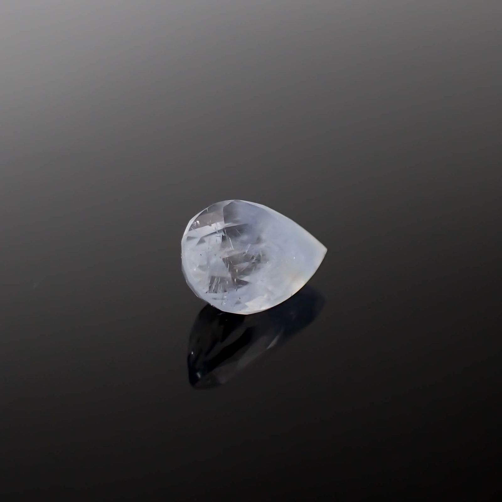 デュモルチェライトインクォーツ ブラジル産 1.22ct[240125652]9x6mm前後
