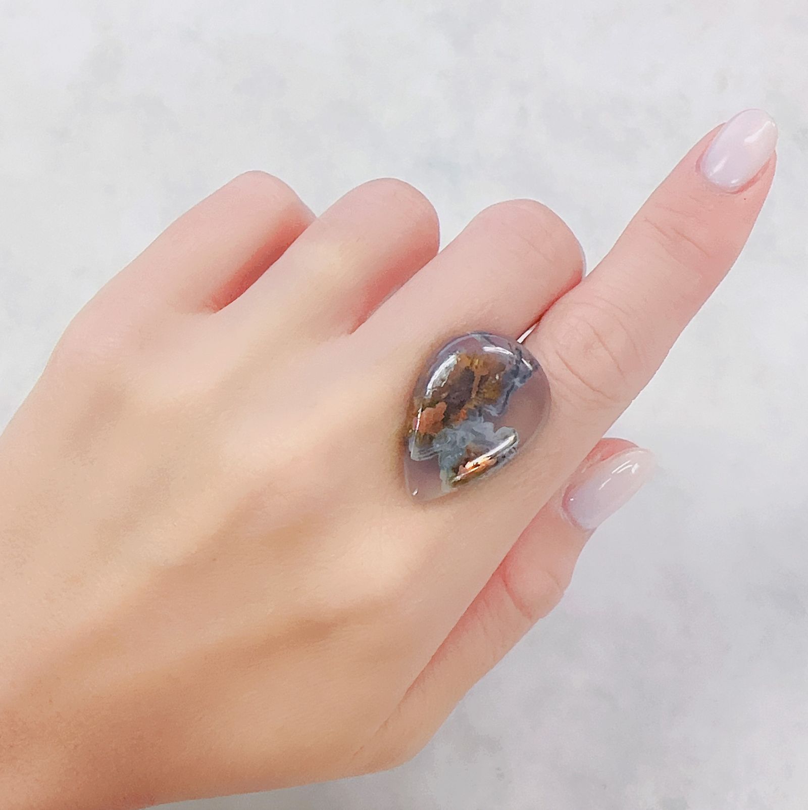 コッパークリソコラインカルセドニー インドネシア産 20.07ct[230722641]25.8x18.1mm前後