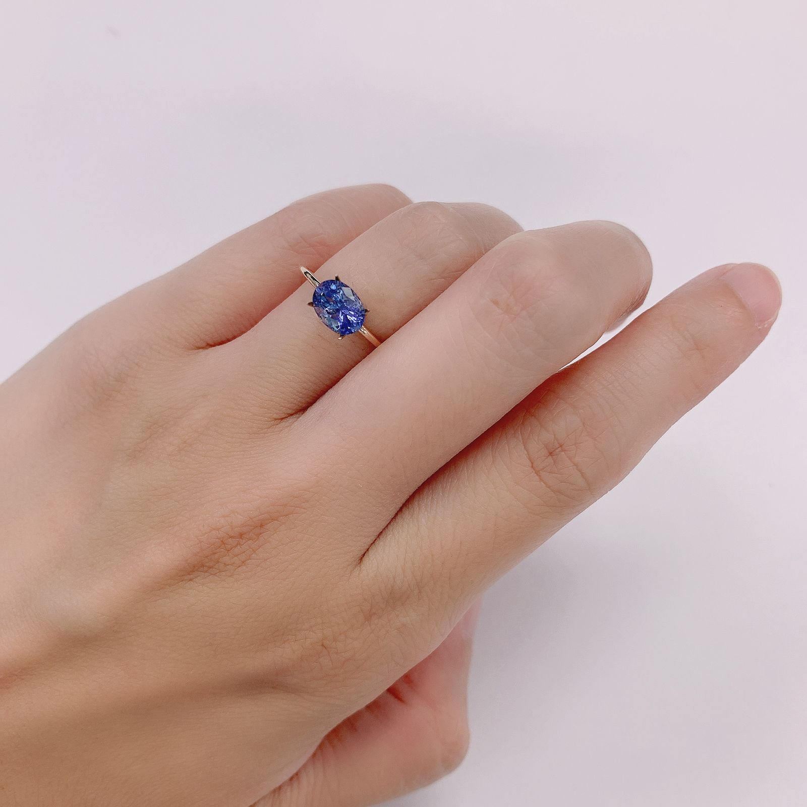バイカラータンザナイト(宝石名バイカラー・ゾイサイト) タンザニア産 1.12ct 識別済[210812652]7.1×5.2mm前後