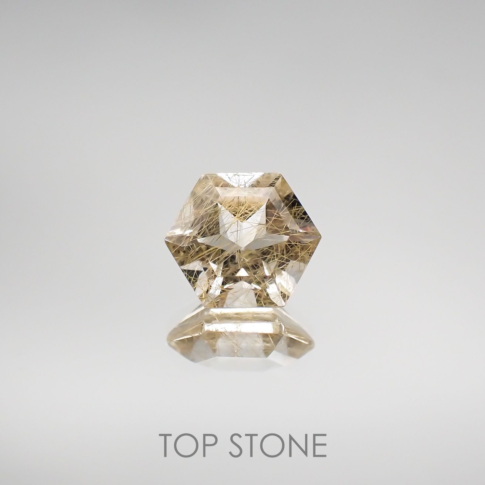 ◇ヘキサゴンカット◇ルチルクォーツSA(宝石名ルチルレイテッド・クォーツ) ブラジル産 0.88ct 識別済[210611299]6×6mm前後