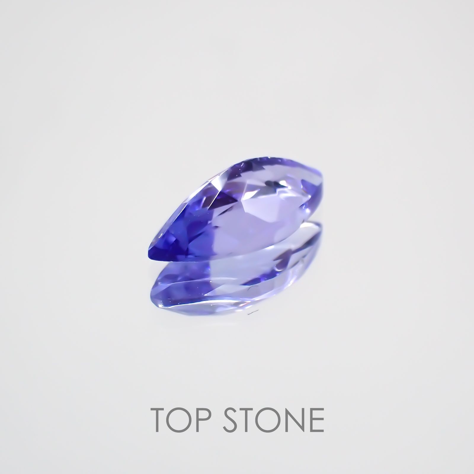 タンザナイト(宝石名タンザナイト) タンザニア産 0.54ct 識別済[210210062]7.8×3.8mm前後