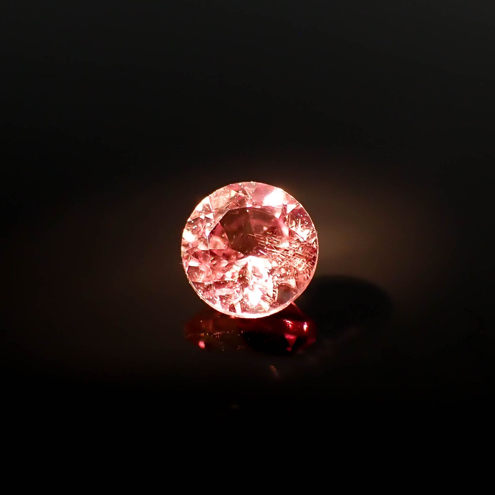 ドラゴンガーネット タンザニア産 0.47ct[230722955]4.5x4.5mm前後