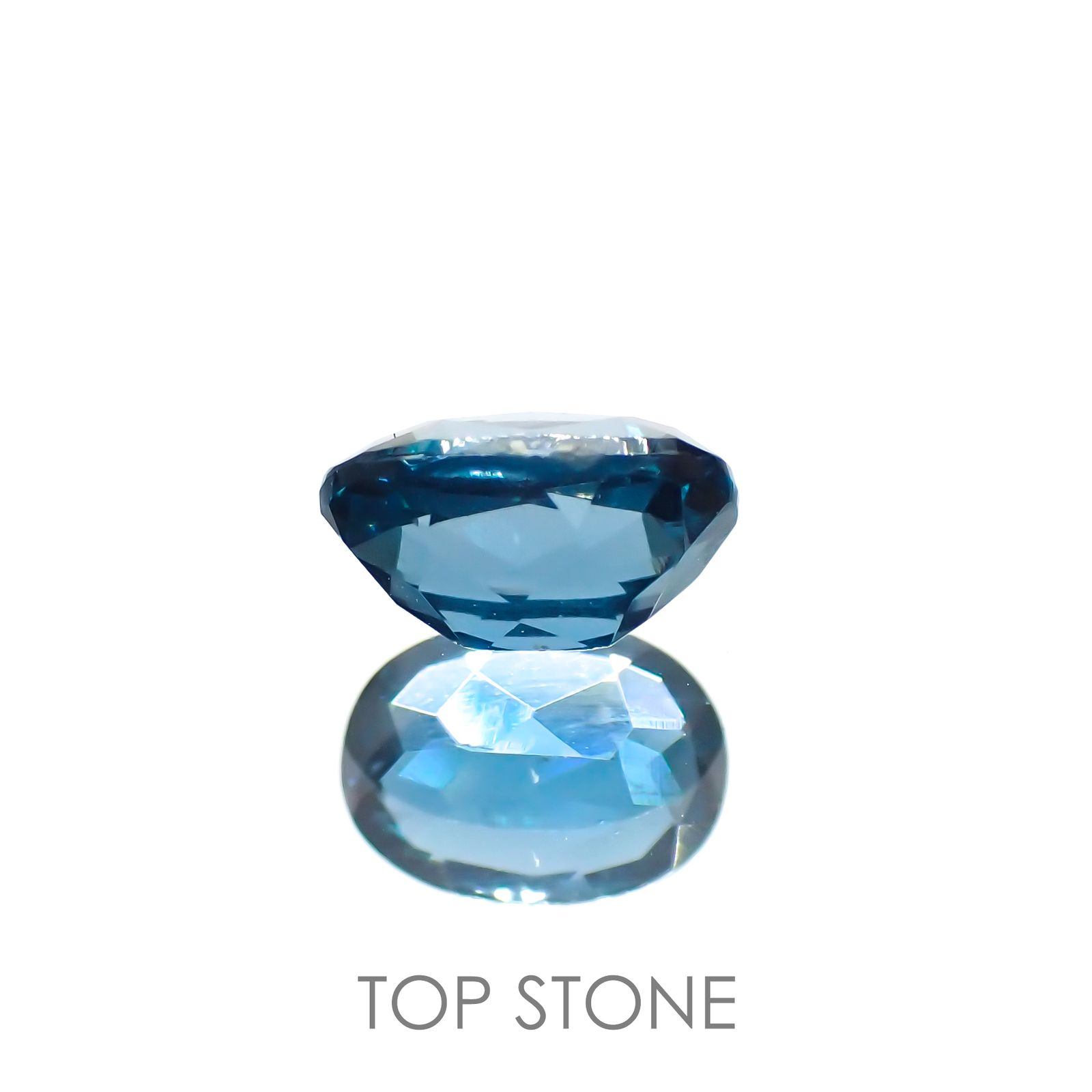 オーシャンブルーカイヤナイト(宝石名カイヤナイト) ネパール産 1.16ct 識別済[210711428]7.2×5.2mm前後