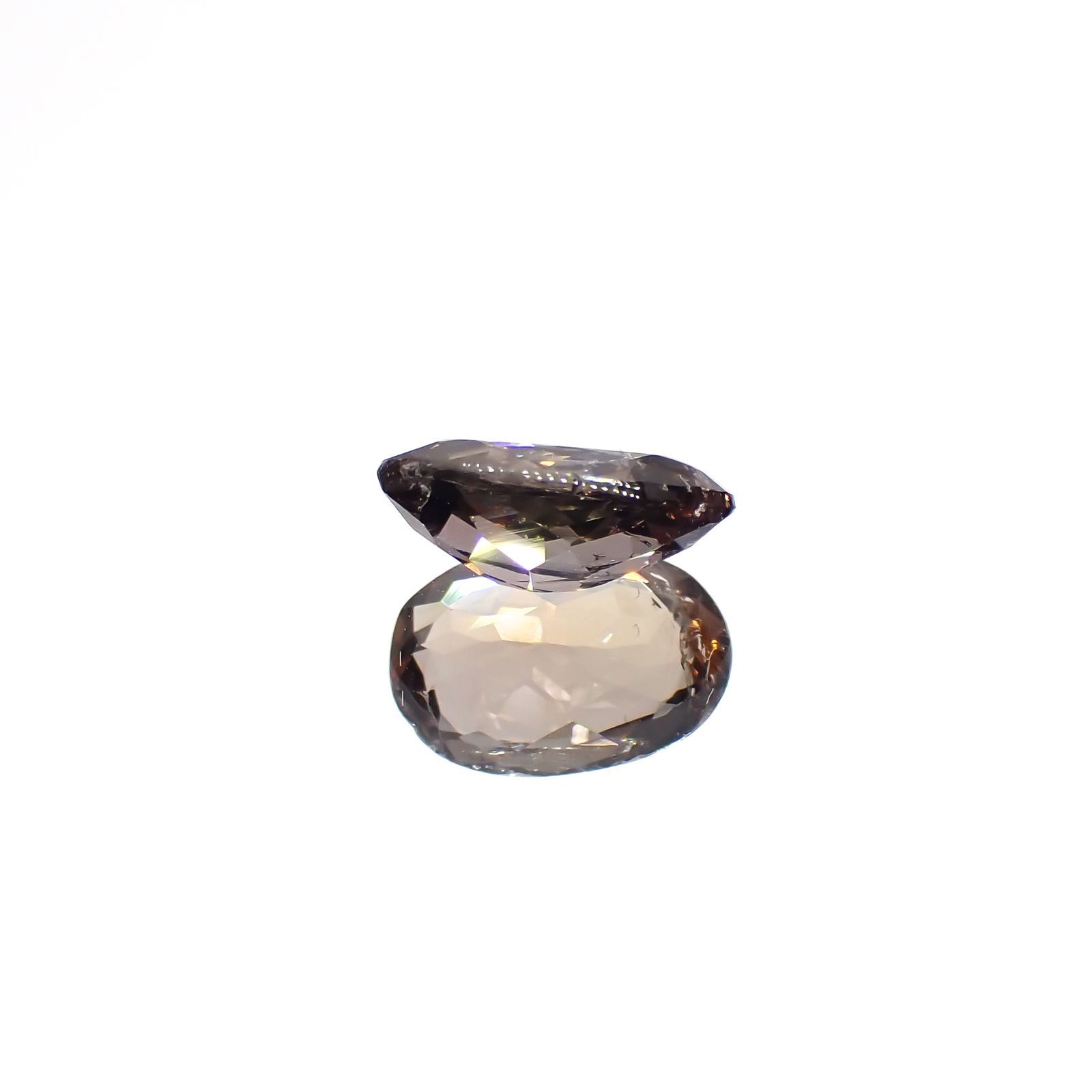アキシナイト(宝石名アキシナイト)パキスタン産 0.91ct 識別済[220717018]7.8x5.3mm前後