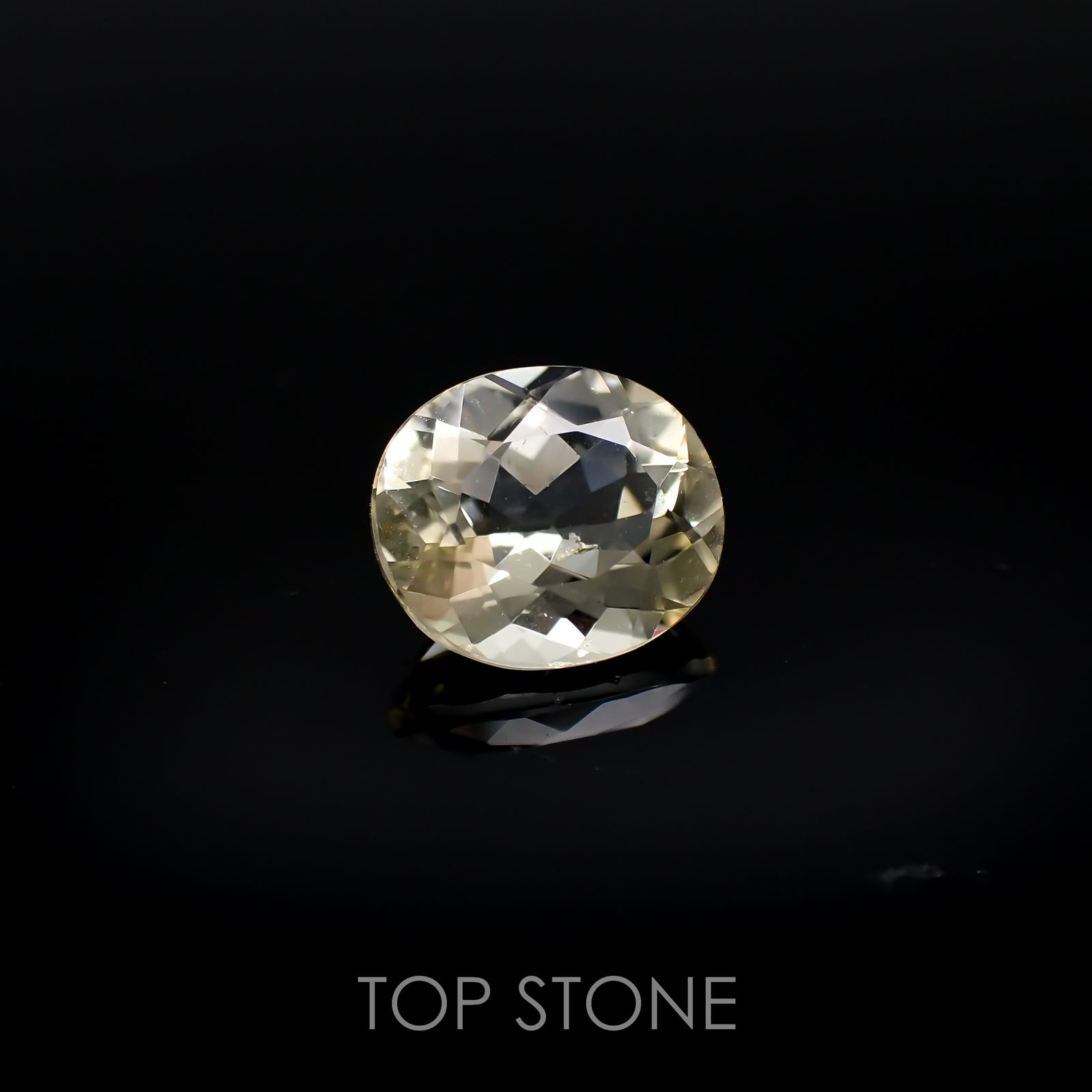 イエロースキャポライト(宝石名イエロー・スキャポライト)ブラジル・ミナスジェライス州産 1.86ct 識別済[220918020]8.7x7.6mm前後