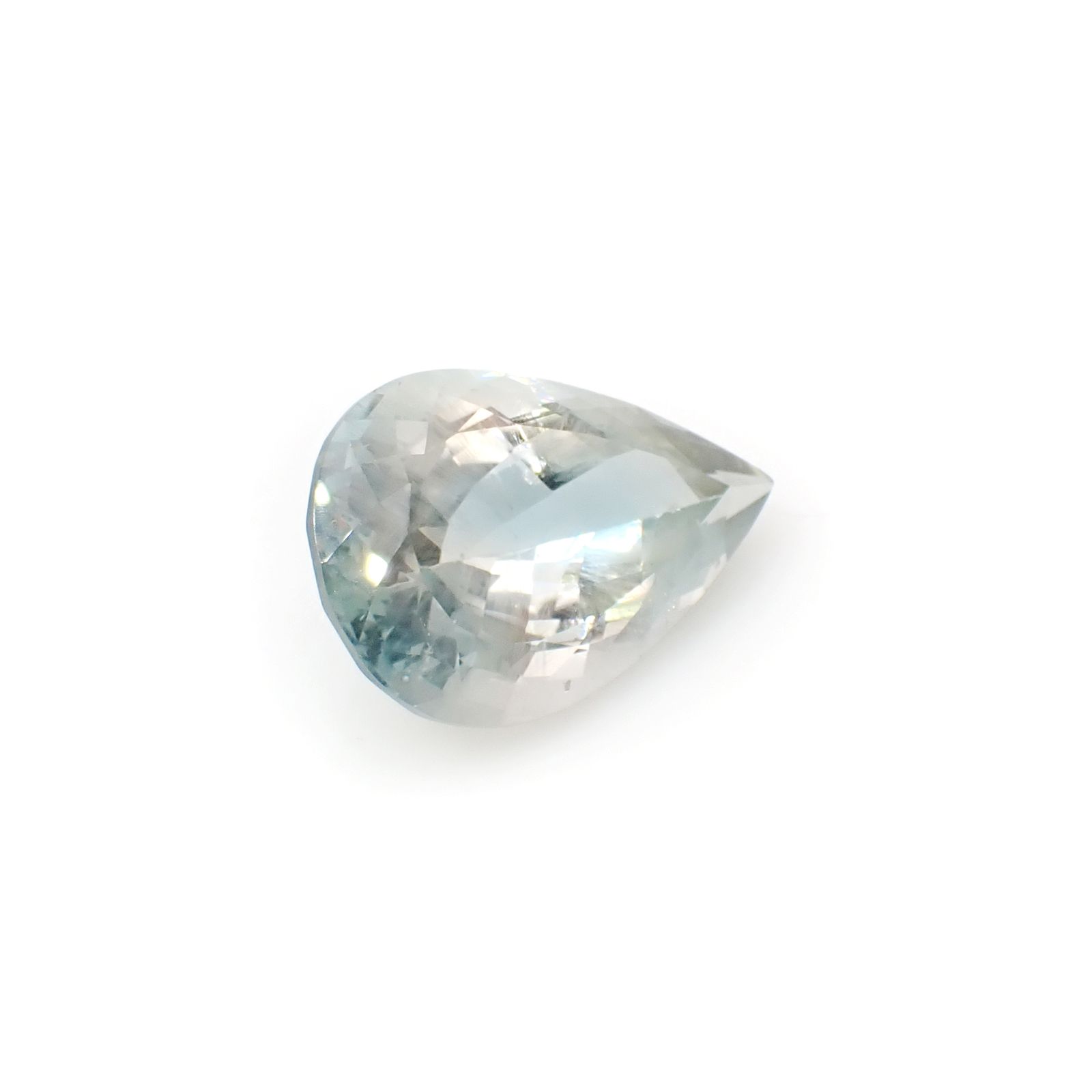 バイカラーニードルイントパーズ(チューブイントパーズ) ブラジル産 51.13ct[240928697]31.4x19.9mm前後