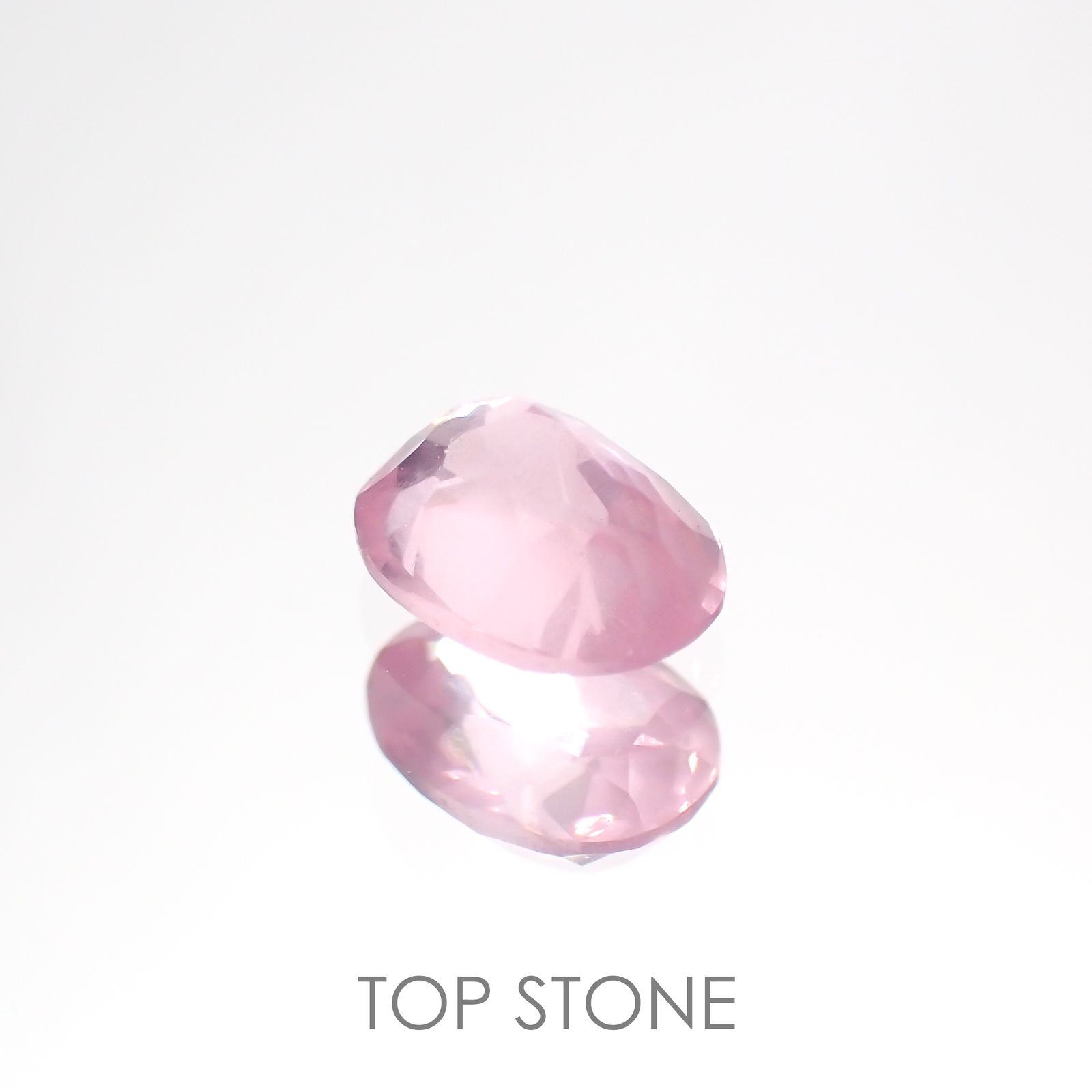 シルキーピンクスピネル(宝石名ピンク・スピネル) タンザニア産 0.58ct 識別済[210812906]5.8×4.2mm前後
