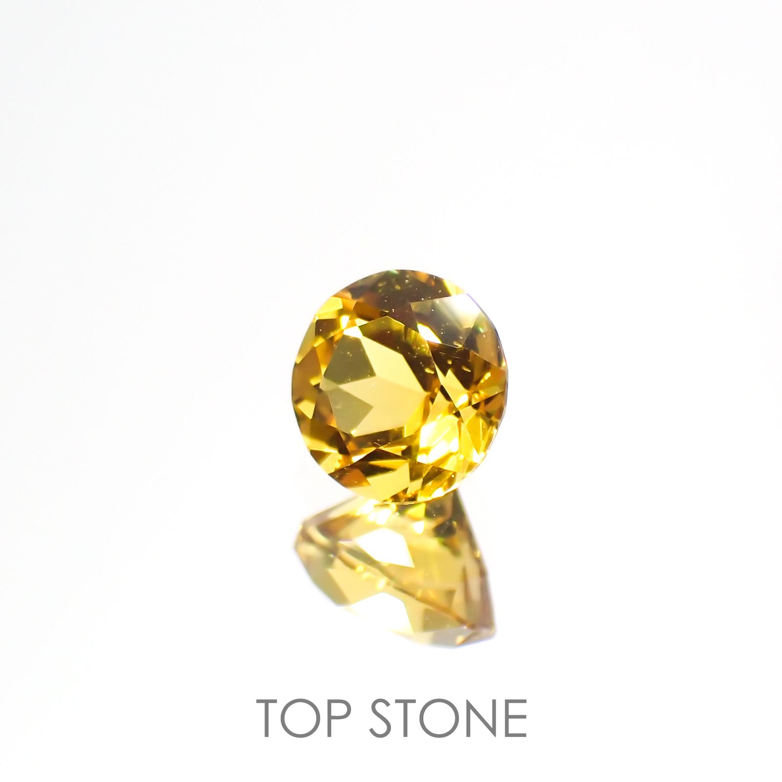 ゴールデンベリル(宝石名ゴールデン・ベリル)ブラジル産 0.35ct 識別済[220115413]4.4x4.4mm前後