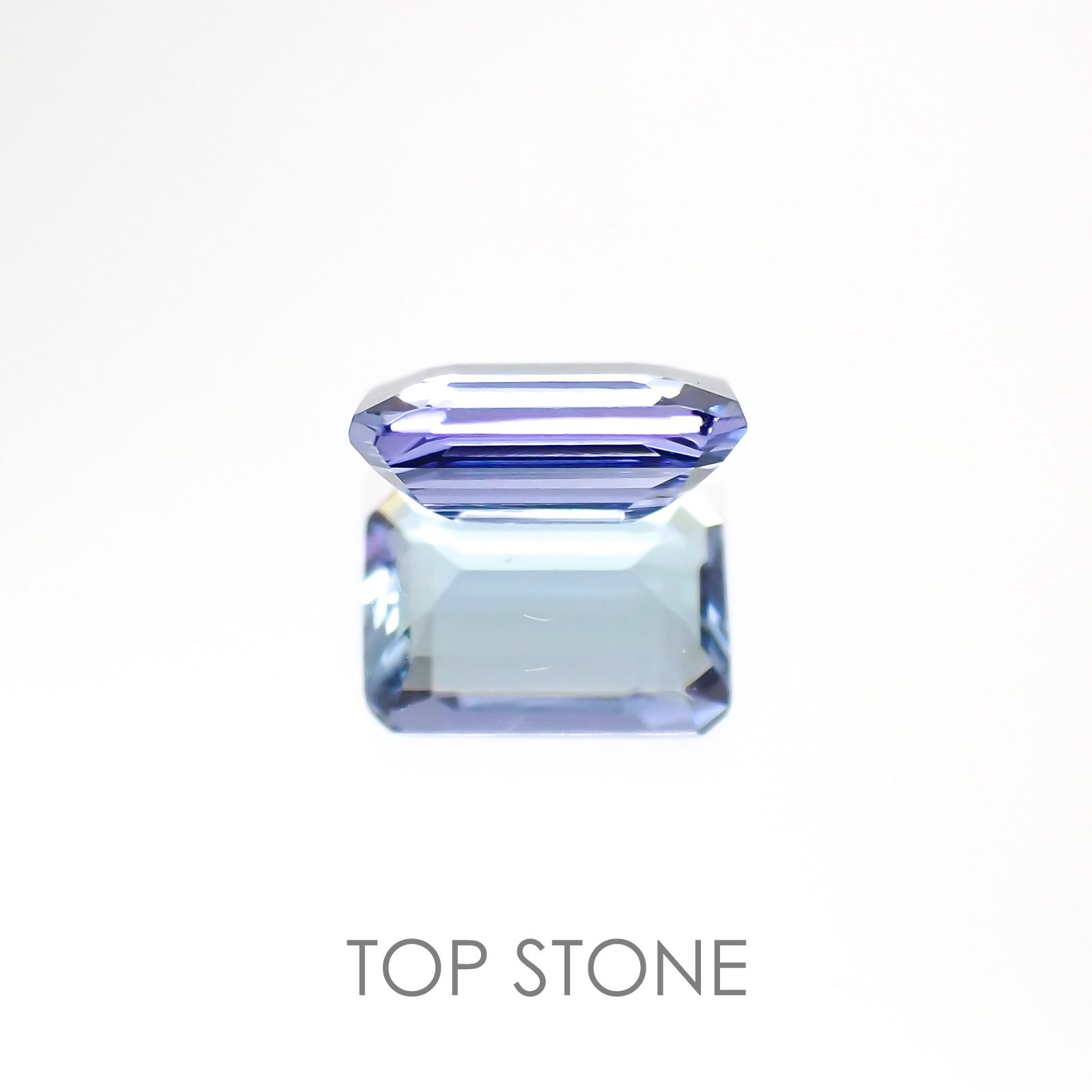 バイカラータンザナイト(ゾイサイト)非加熱 タンザニア産 ルース 0.88ct[21018260]7×4.9mm前後