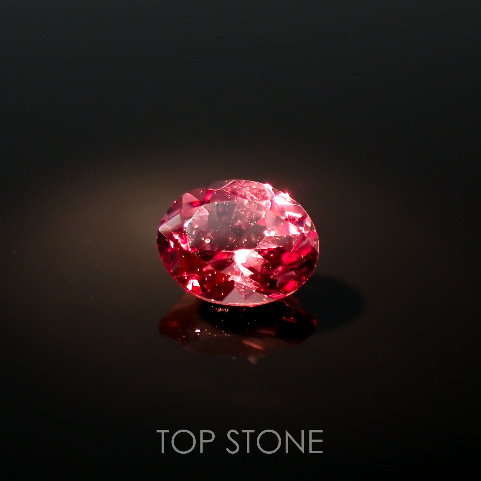 カラーシフトマラヤガーネット タンザニア産 0.43ct[230120280]5.1x4mm前後