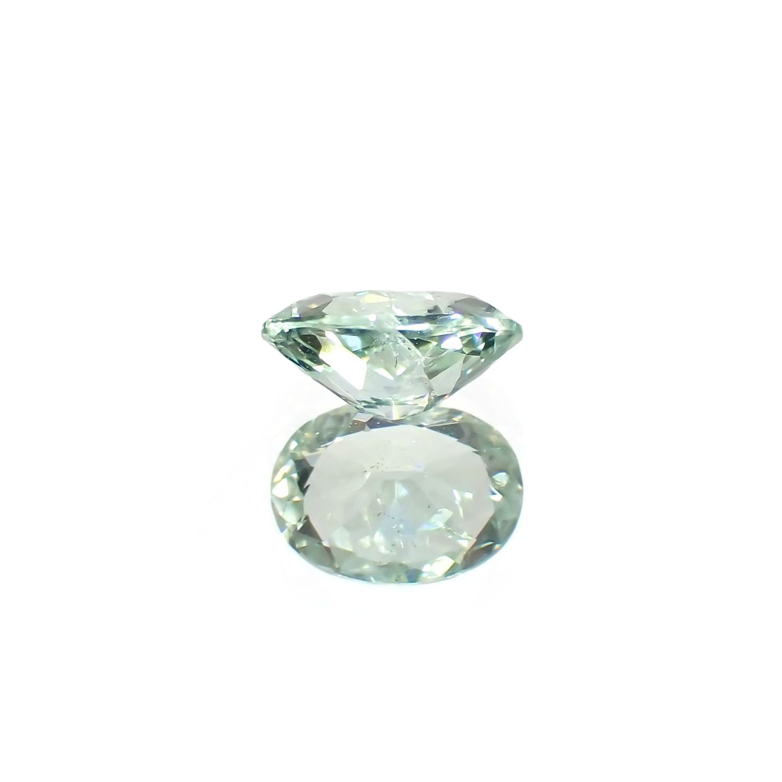 バナジウムコーネルピン(宝石名コーネルピン)タンザニア・タンガ州産 識別済 0.80ct / 6.8x5.1mm前後 [220115632]