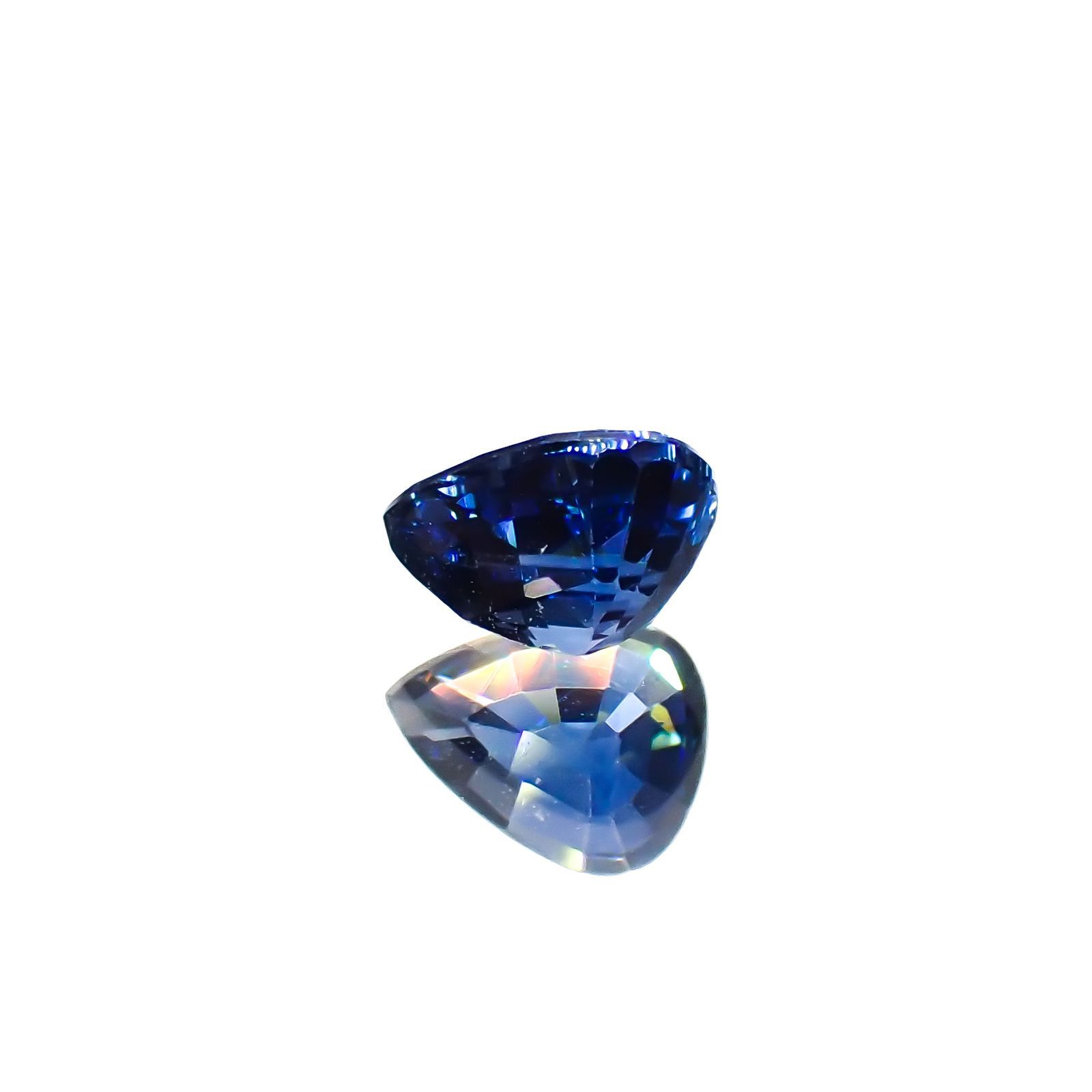 サファイア(宝石名サファイア)スリランカ/マダガスカル産 0.55ct 識別済[230120246]5.3x4.1mm前後