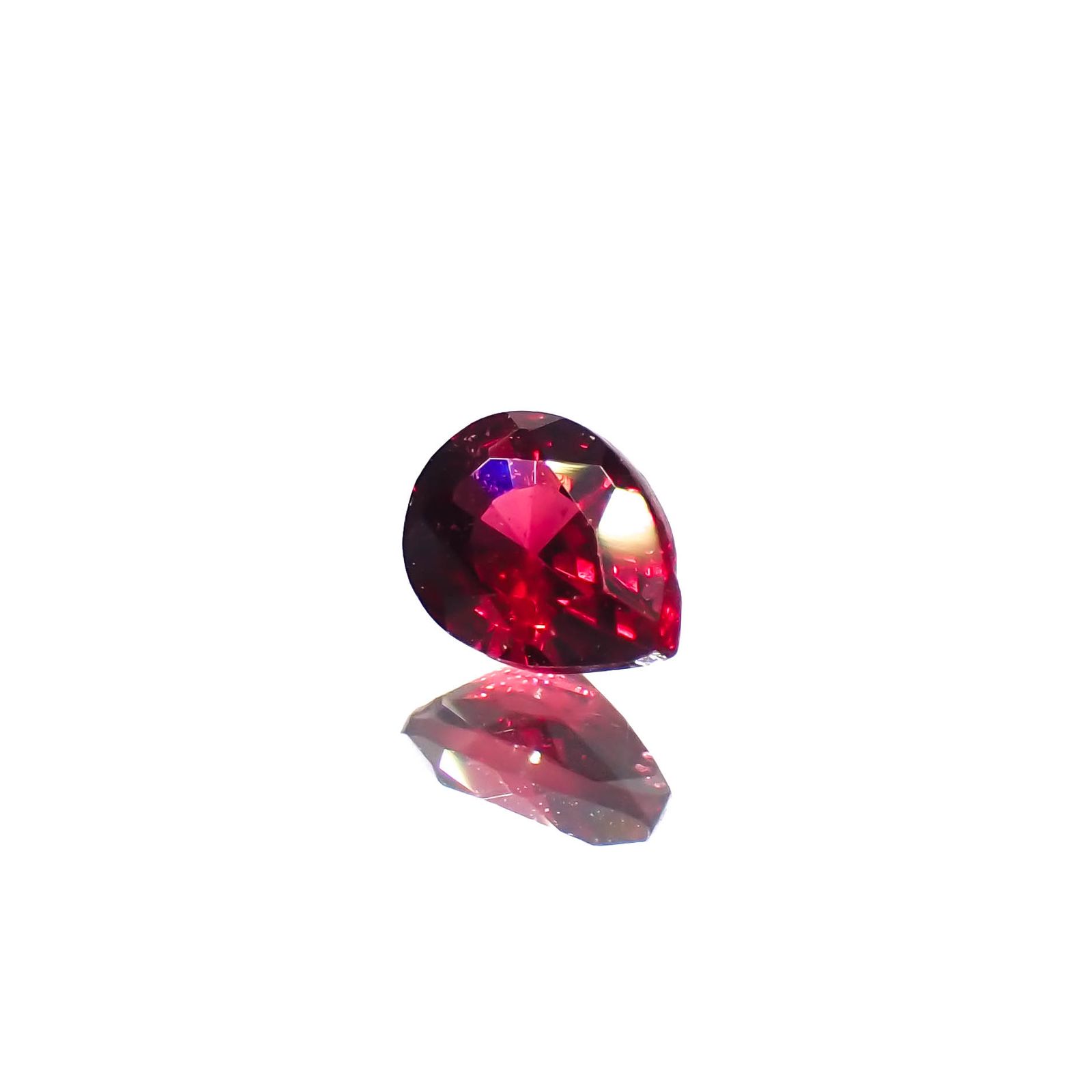 レッドスピネル ビルマ産 0.20ct[230722607]4.1x3.1mm前後