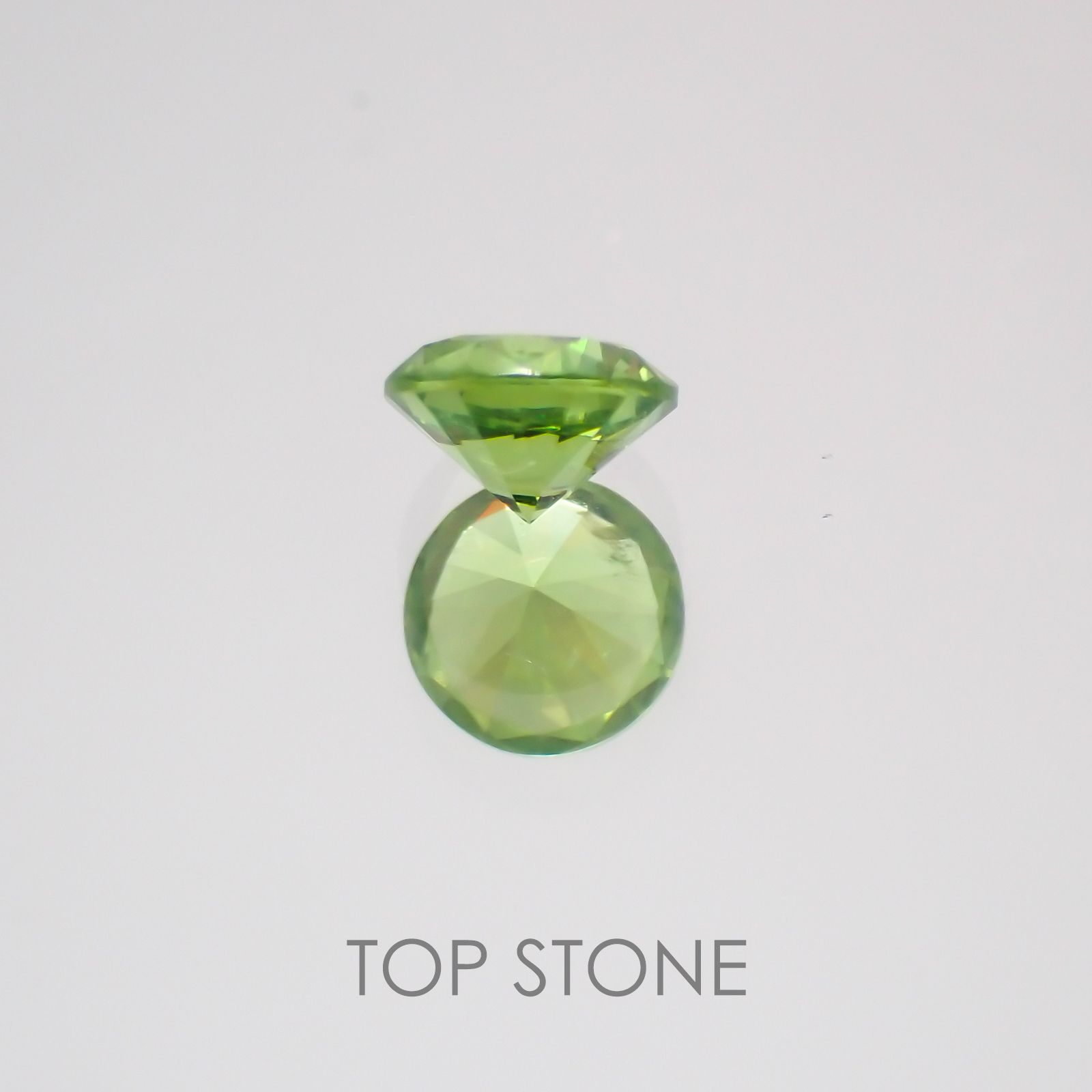 デマントイドガーネット(宝石名デマントイド・ガーネット) ロシア産 0.28ct 識別済[20063046]3.8×3.8mm前後