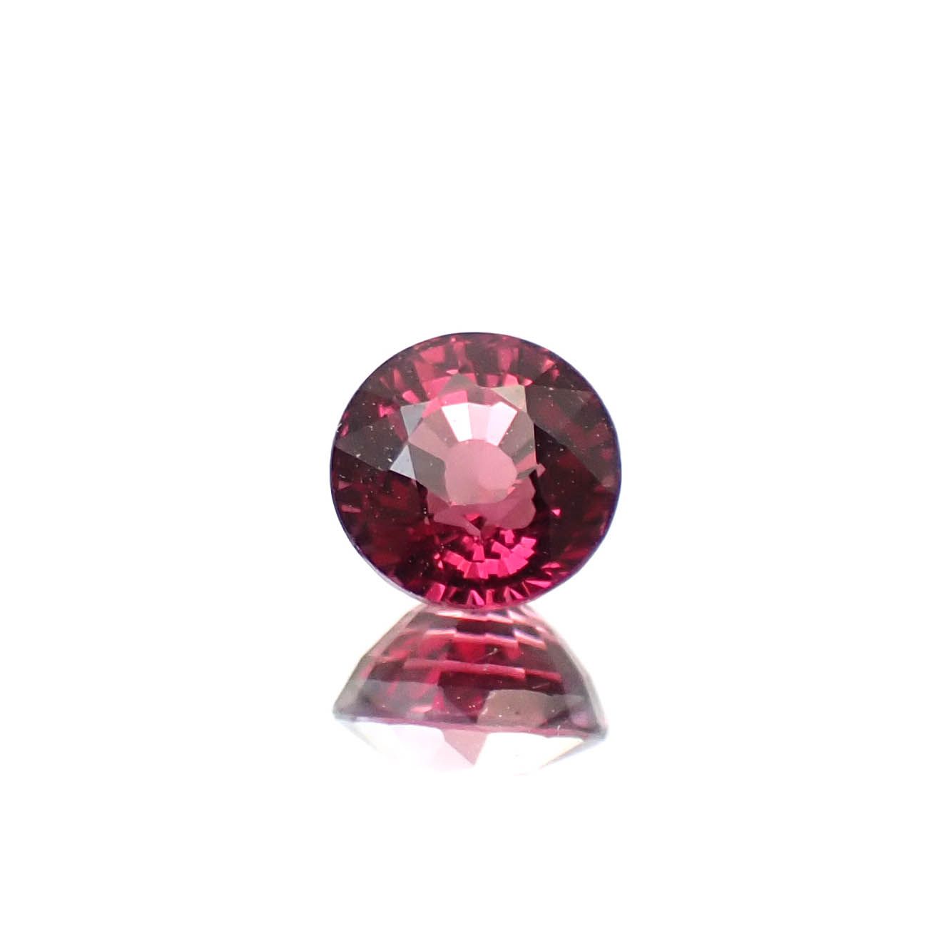 ロードライトガーネット(宝石名ロードライト・ガーネット)ブラジル産 0.95ct 識別済[250530367]5.6x5.5mm前後