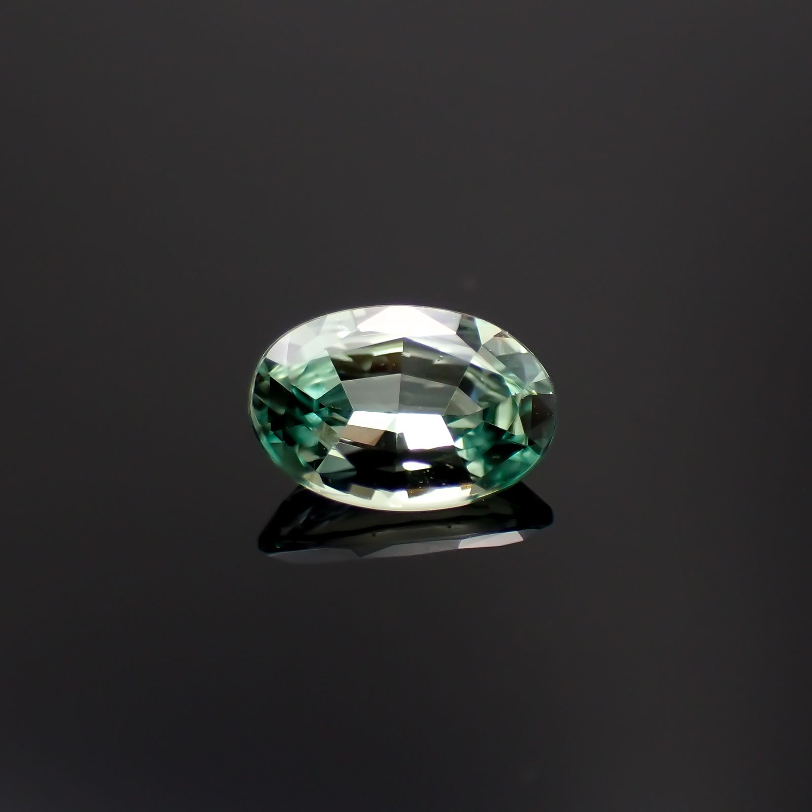 アレキサンドライト(宝石名アレキサンドライト)ブラジル産 0.50ct GIA鑑付[230823160]6.1x4.13mm前後