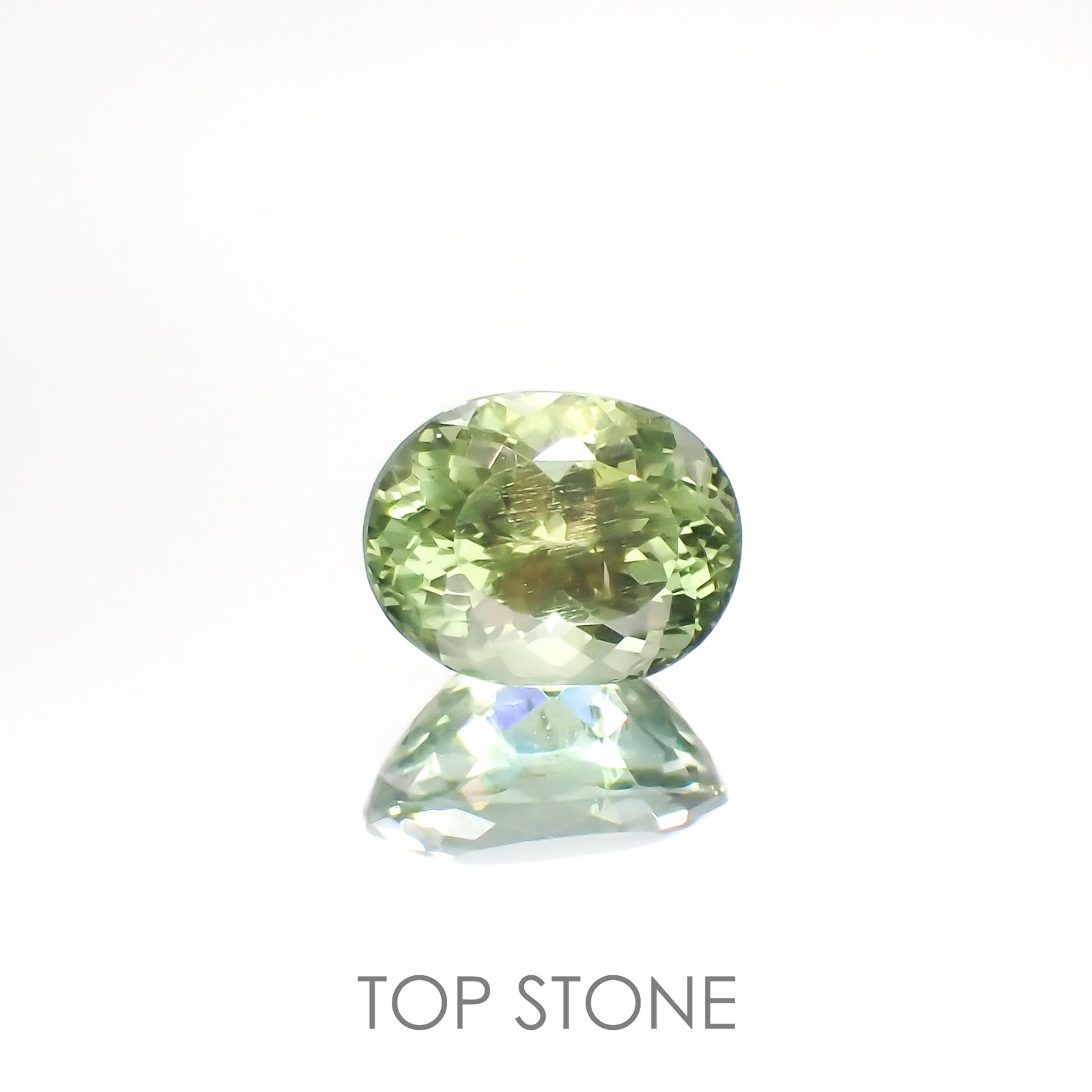 グリーンアパタイト(宝石名アパタイト) マダガスカル産 2.16ct 識別済[211113805]8.6×6.7mm前後