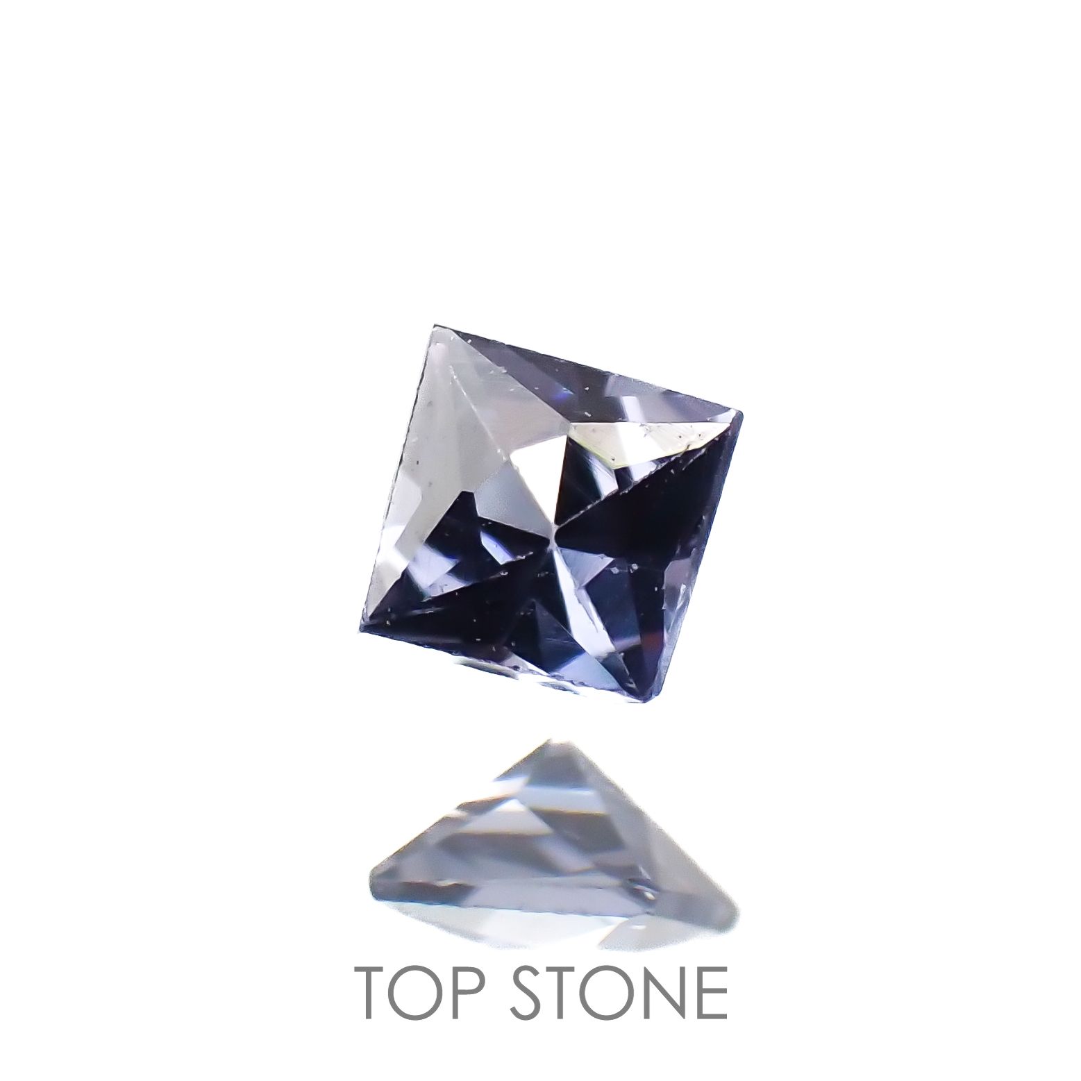 ◇プリンセスカット◇カラーチェンジガーネット アレキタイプ(宝石名ガーネット)マダガスカル・ベキリー産 0.10ct 識別済[220716941]2.5x2.5mm前後