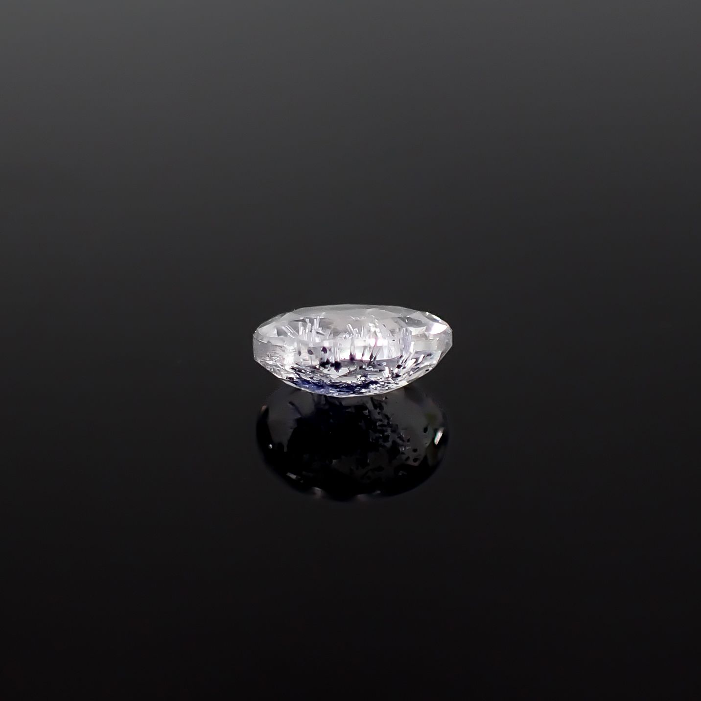 デュモルチェライトインクォーツ ブラジル産 0.74ct / 6.8x5.5mm前後 [260331855]