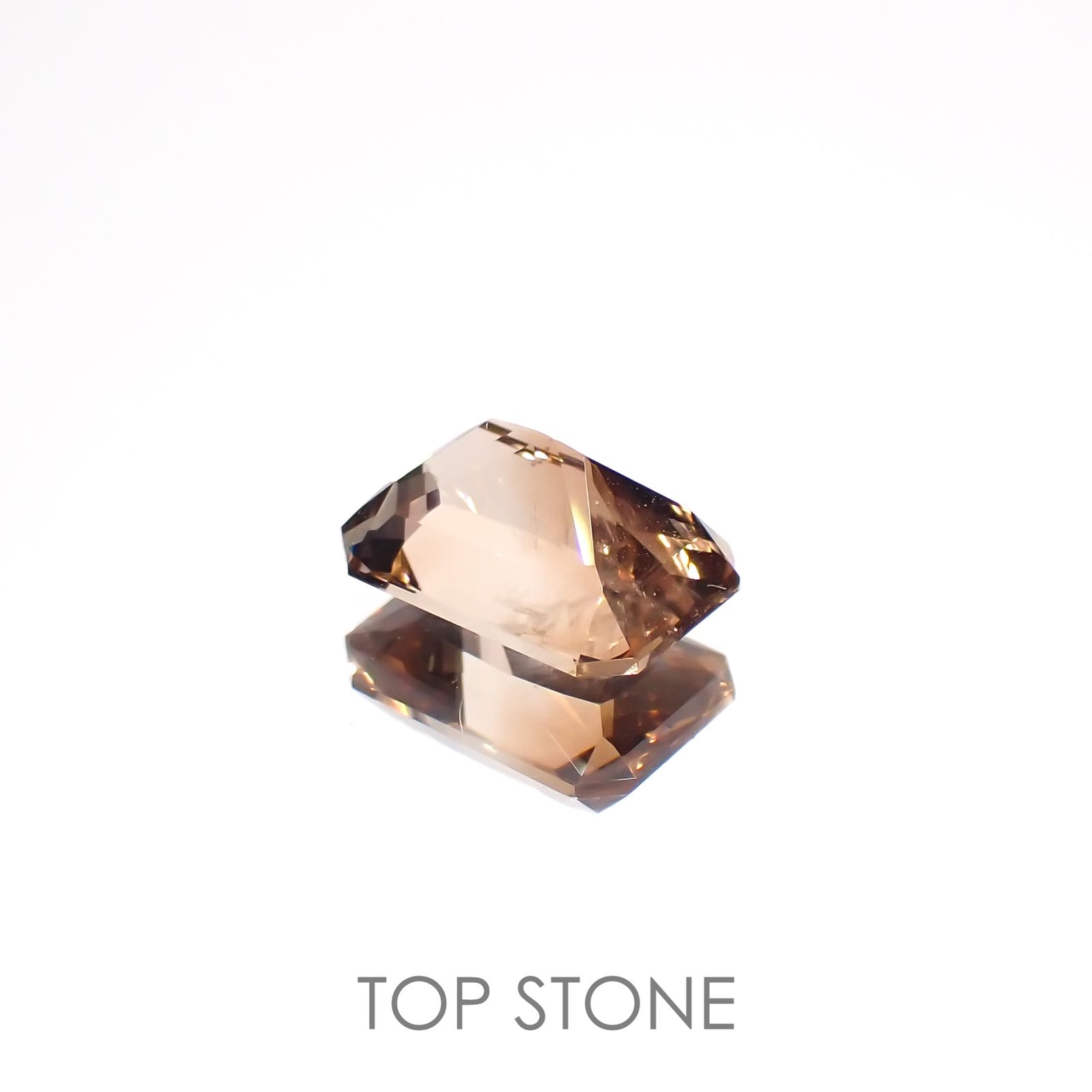 バイカラートパーズ ブラジル・ミナスジェライス州産 1.18ct[221018558]7.2x5.1mm前後