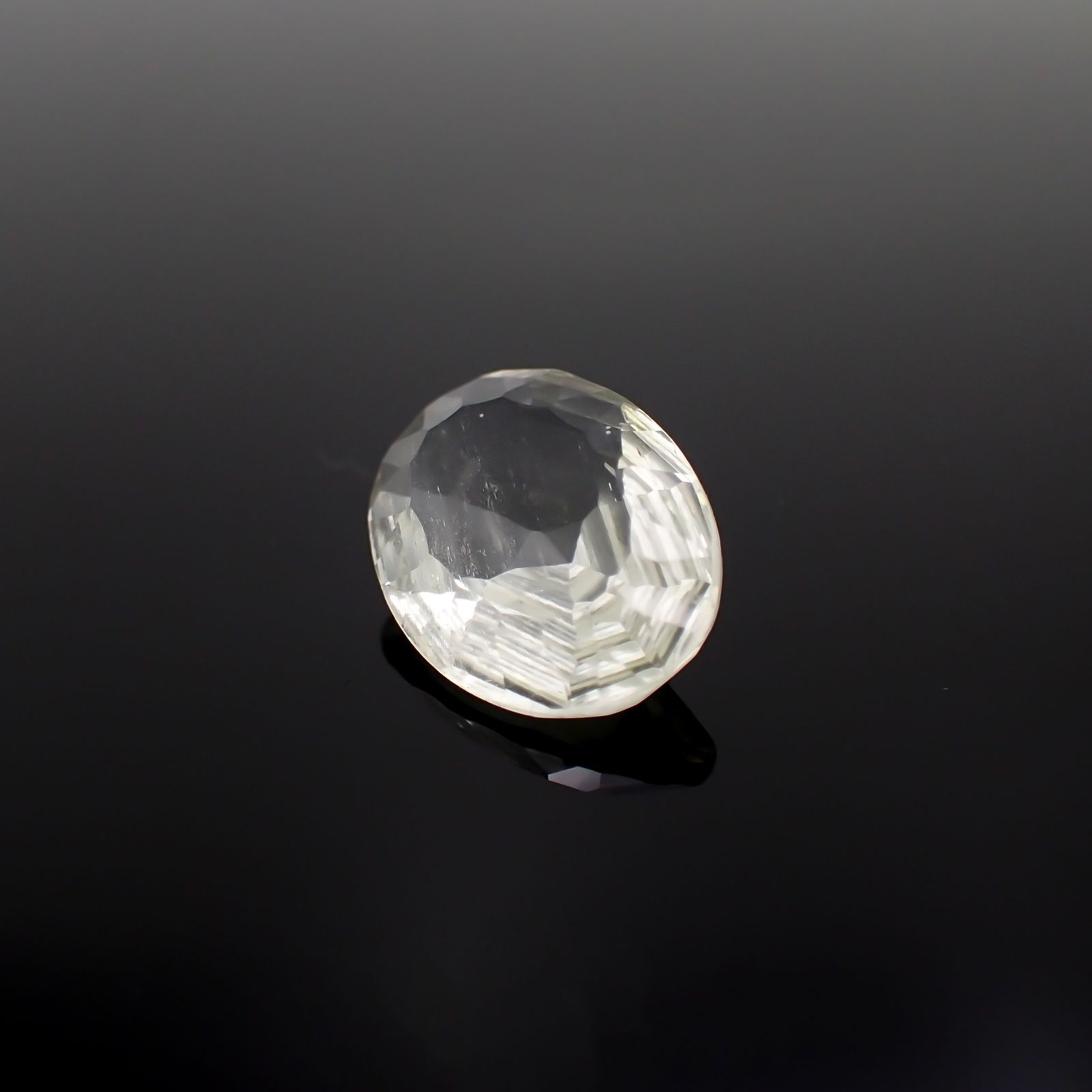 リビアングラス 発見地：エジプト・リビア砂漠 6.55ct[221018198
