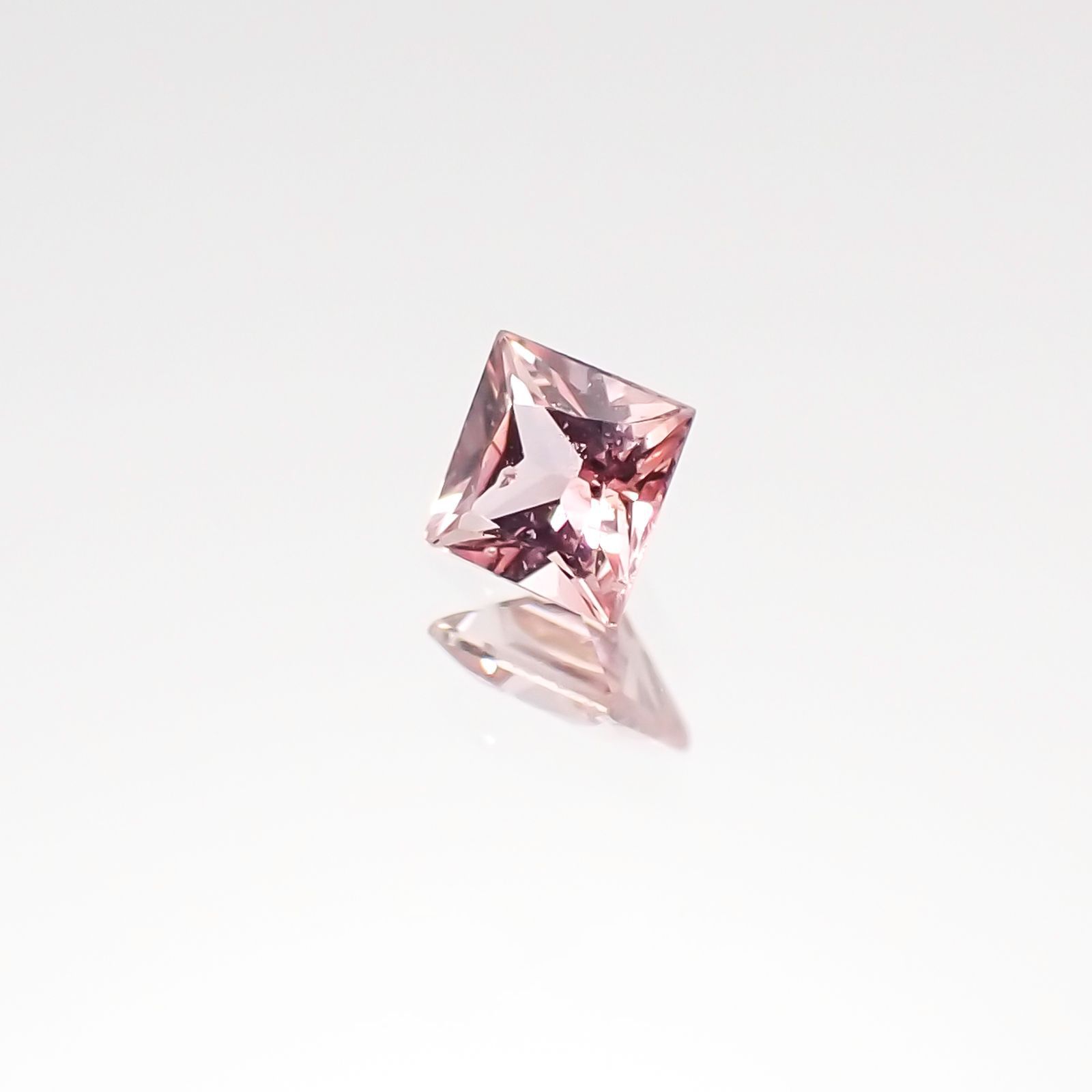 ◇プリンセスカット◇パパラチャサファイア スリランカ産 ルース 0.104ct ソーティング付き[20106944]2.57×2.56mm前後