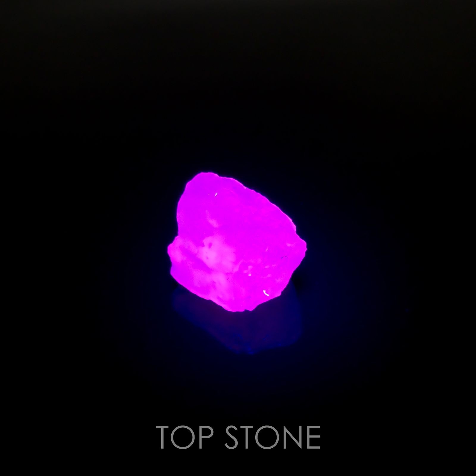 ハックマナイト原石 アフガニスタン産 8.90ct[220415668]14.8x12.9mm前後