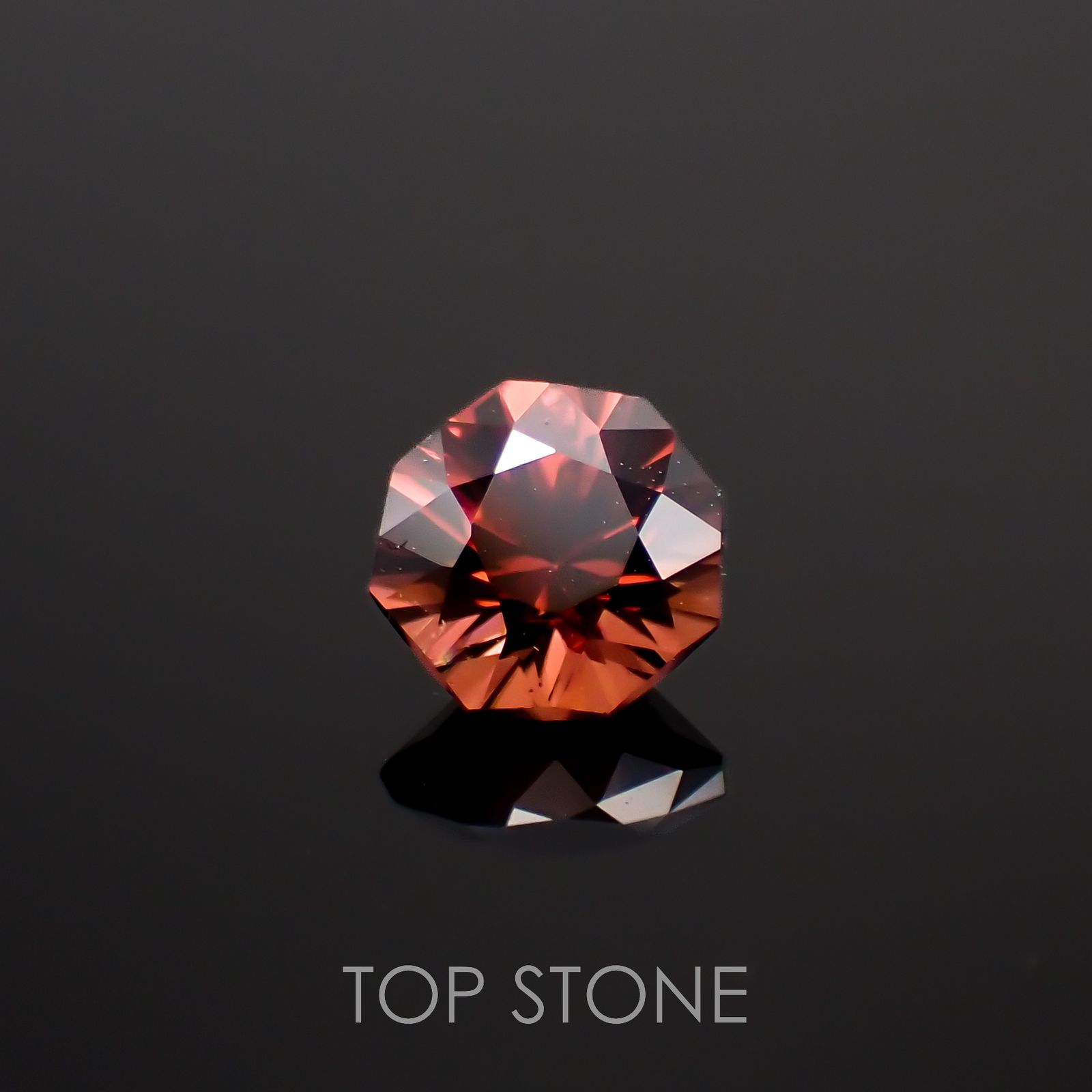 ◇オクタゴンカット◇レッドジルコン(宝石名ジルコン)スリランカ/カンボジア産 0.80ct 識別済[221219496]5x5mm前後