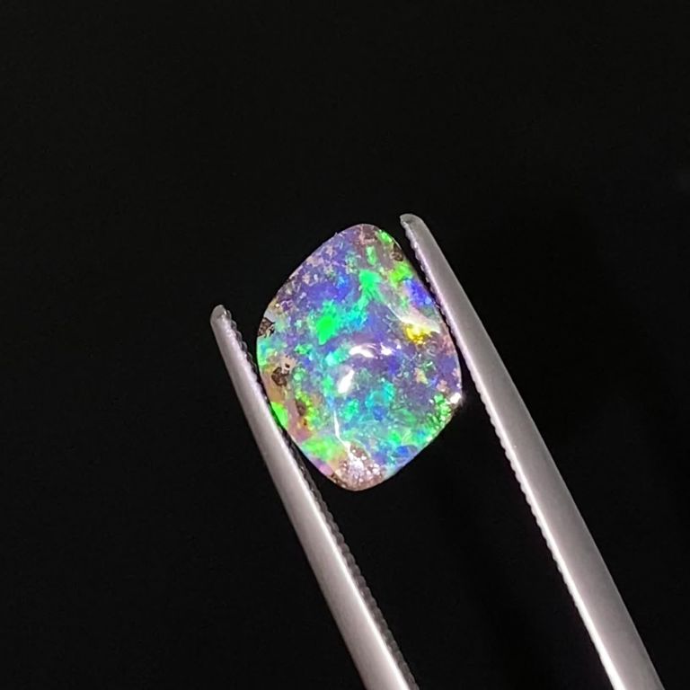 ボルダーオパール 原石磨き オーストラリア産 2.52ct[240226204]10.9x7 