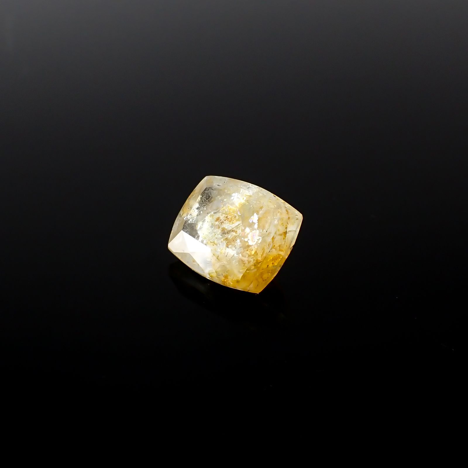 オーロラアクアマリン ブラジル産 5.78ct[240226060]12.5x10mm前後