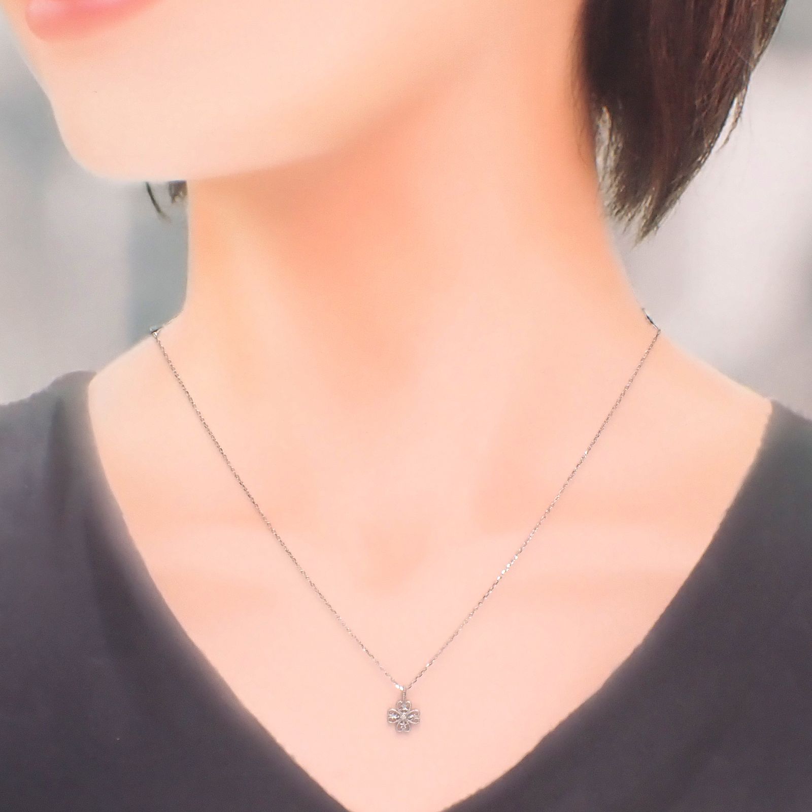 ◇K18WG Beata（ビィータ）◇クローバー [ラッキーチャーム/ペンダントトップ※チェーン別売り]