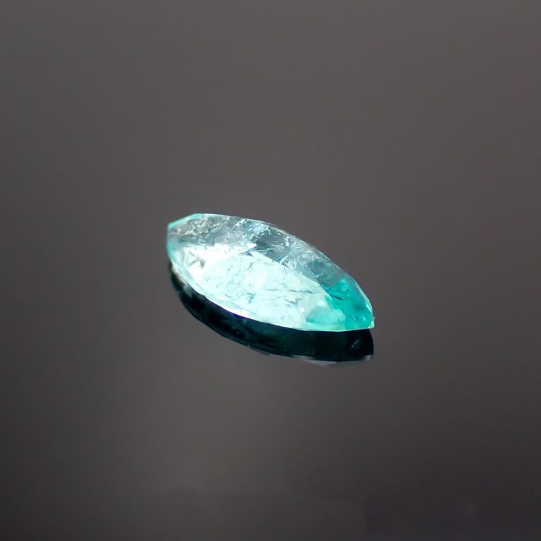 パライバトルマリン(宝石名トルマリン/別名パライバ・トルマリン)ブラジル・キントス鉱山産 0.497ct ソ付(宝貴協)[221018746]8.3x3.9mm前後