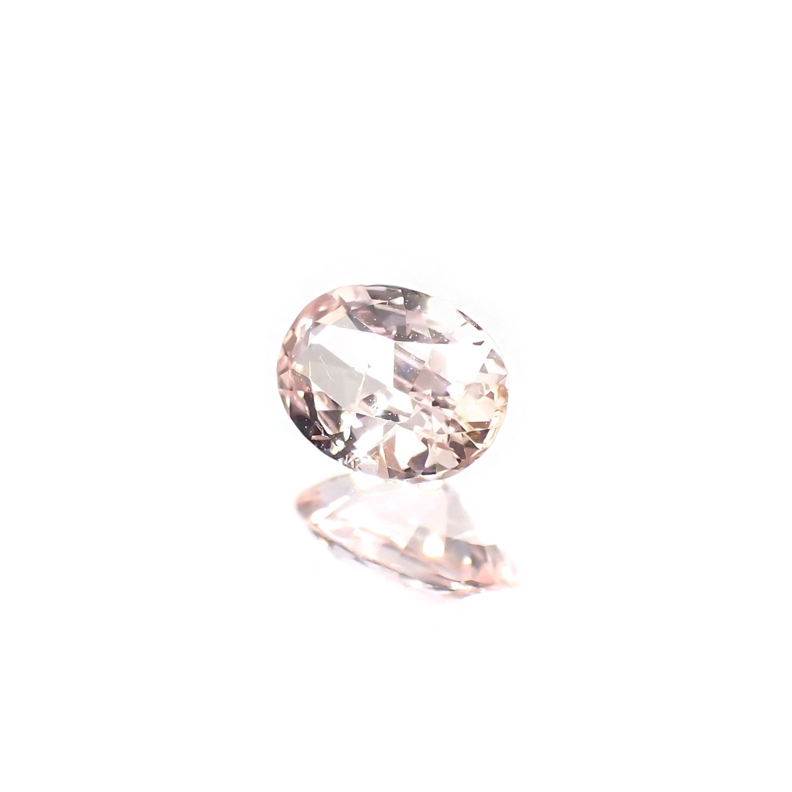 ピンクサファイア(宝石名ピンク・サファイア) マダガスカル/スリランカ産 識別済 0.35ct / 4.9x3.6mm前後 [210712552]
