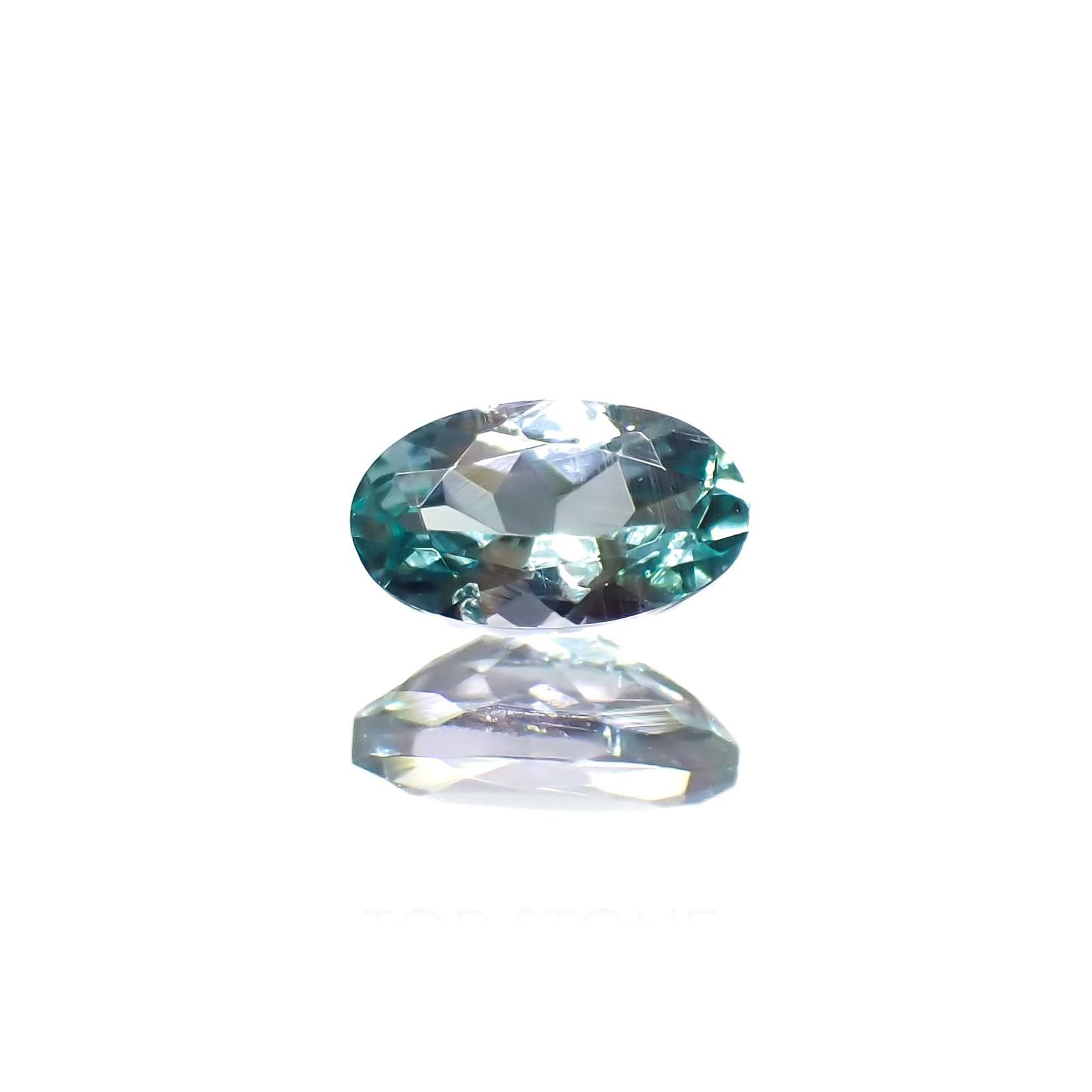 ブルーグリーンコーネルピン(宝石名コーネルピン)タンザニア産 識別済 0.25ct / 4.9x2.9mm前後 [251019227]