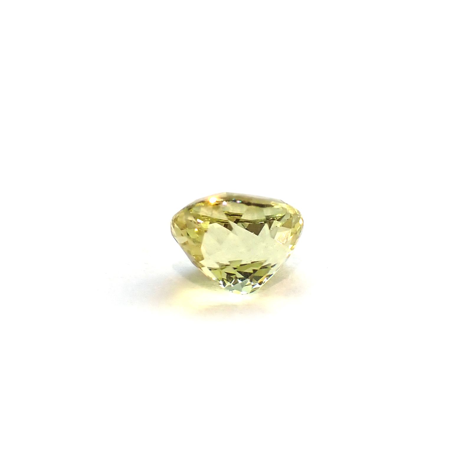 イエローアパタイト メキシコ産 1.63ct / 7.4x6.2mm前後 [260632462]