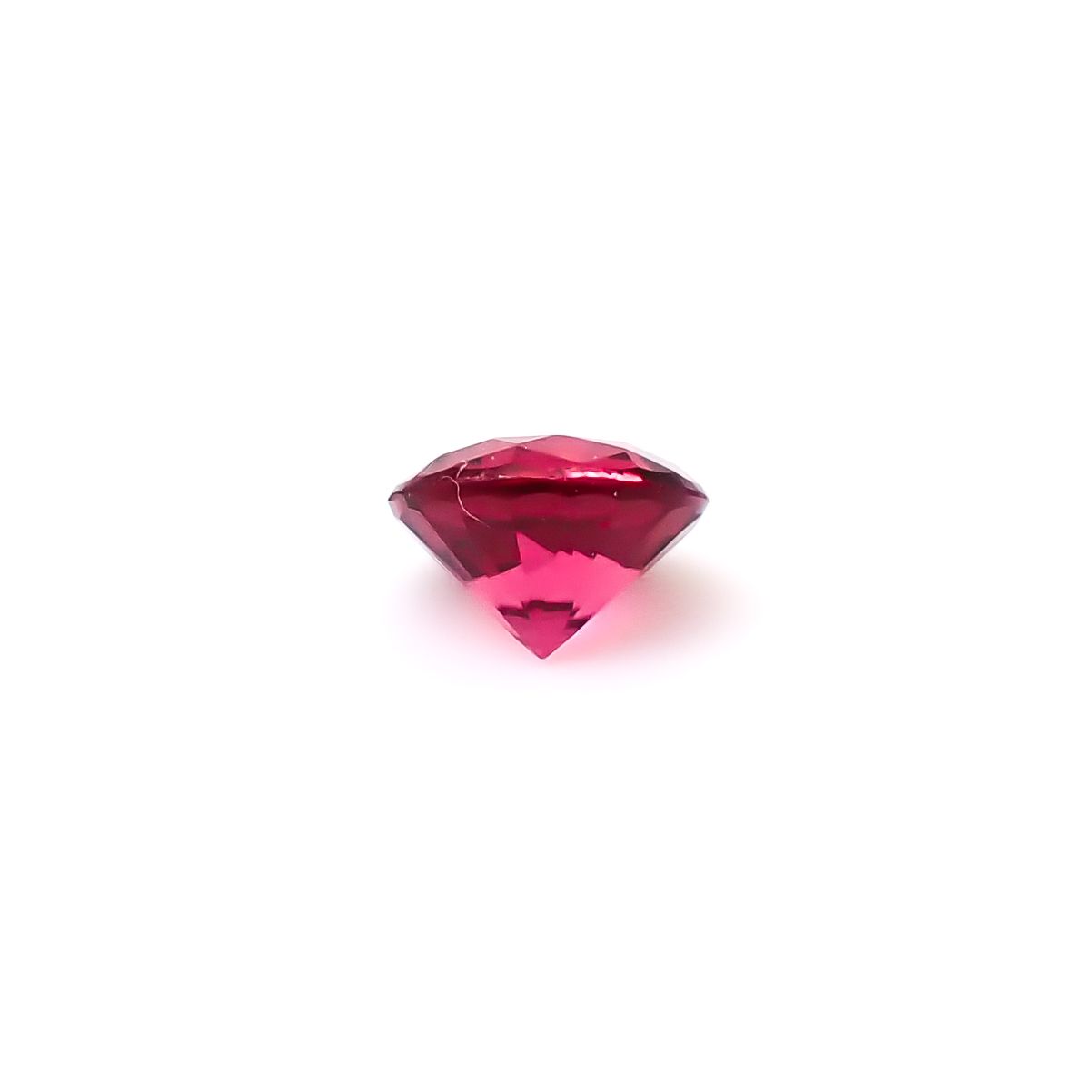 レッドスピネル タンザニア産 0.22ct / 3.7x3.7mm前後 [260732559]