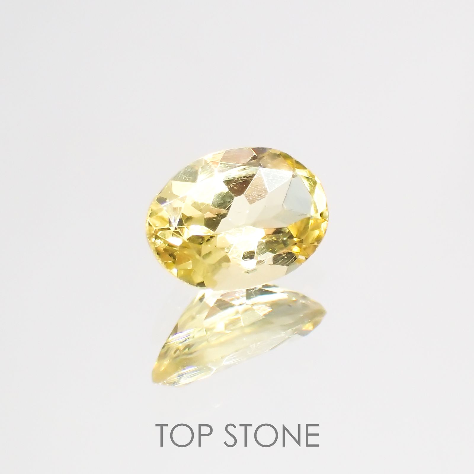 レモンイエローアパタイト(宝石名アパタイト) メキシコ産 0.63ct 識別済[211013237]6.8×4.8mm前後