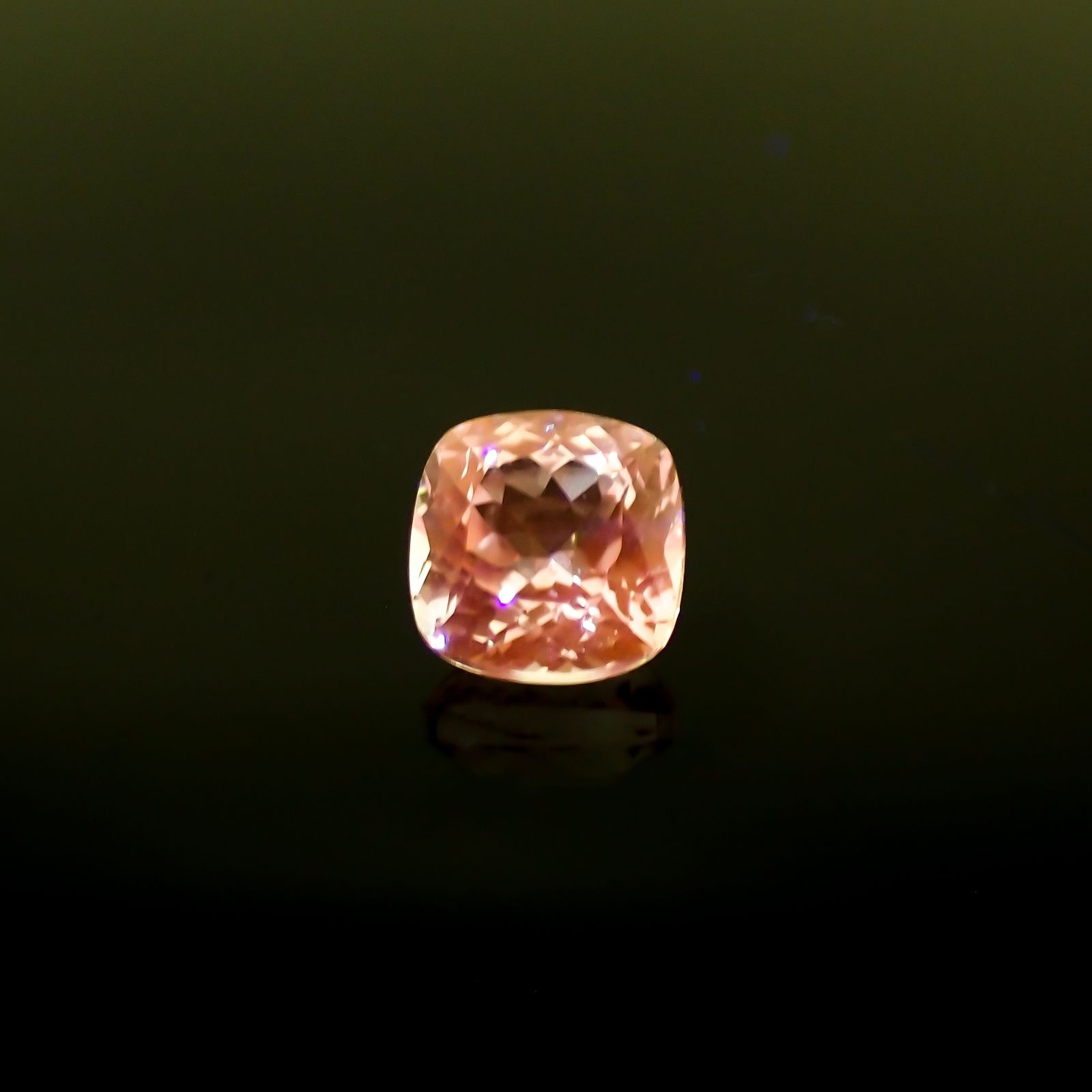 クンツァイト アフガニスタン産 2.00ct[231224787]7x7mm前後