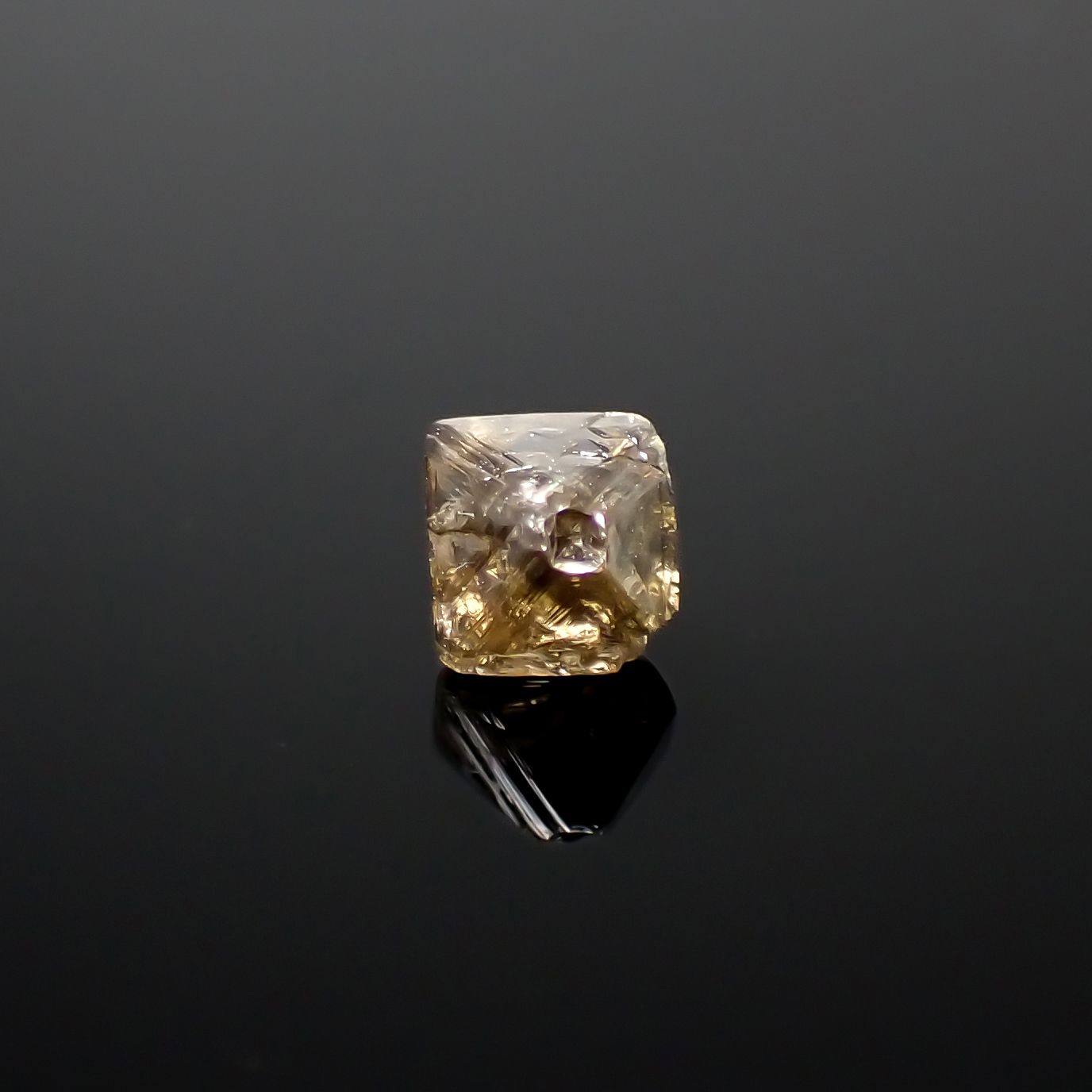 ソーヤブルダイヤモンド 原石 0.55ct[240326566]4.4x4.4mm前後