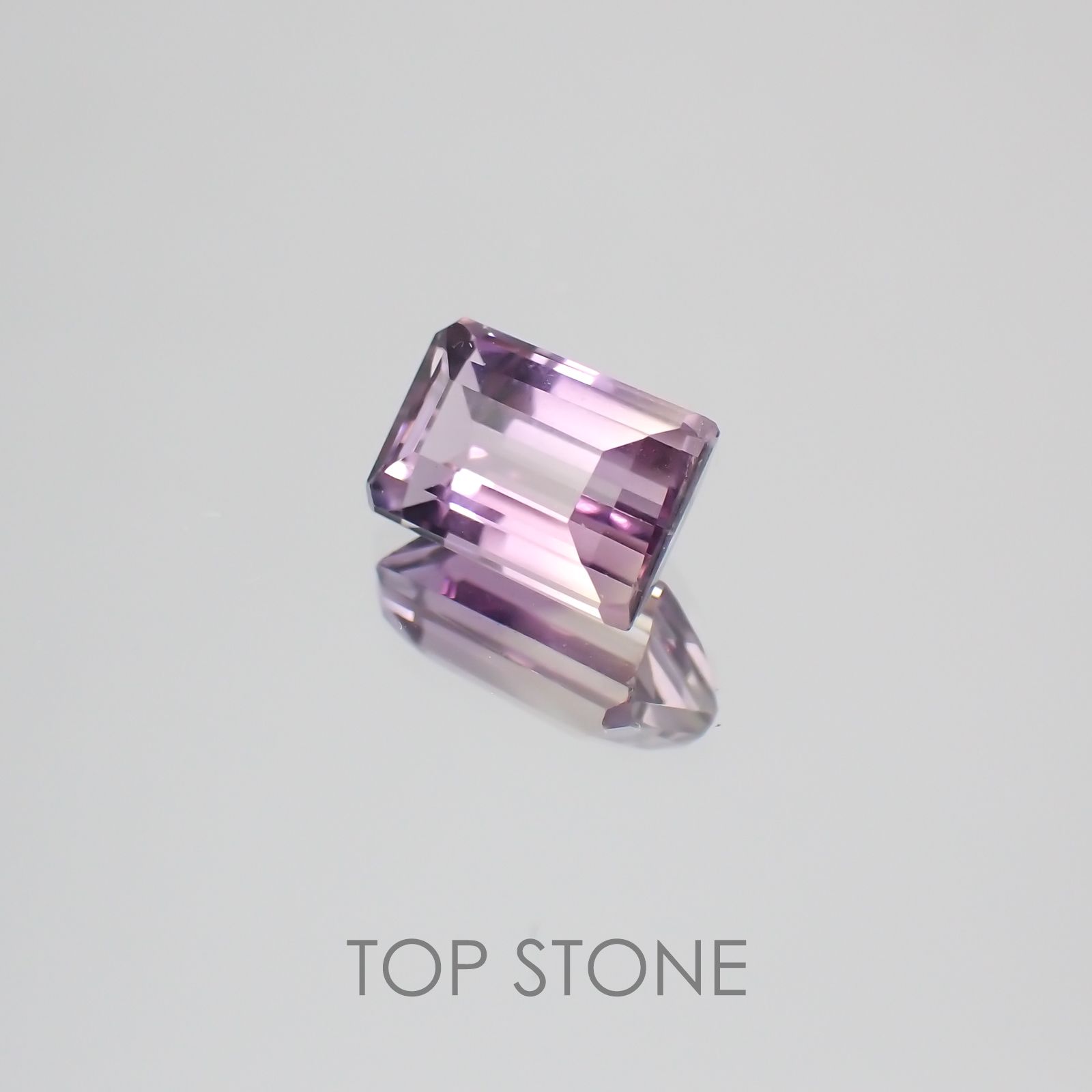 アワーグラスアメジスト モロッコ産 ルース 1.48ct[20128599]8.1×5.3mm前後