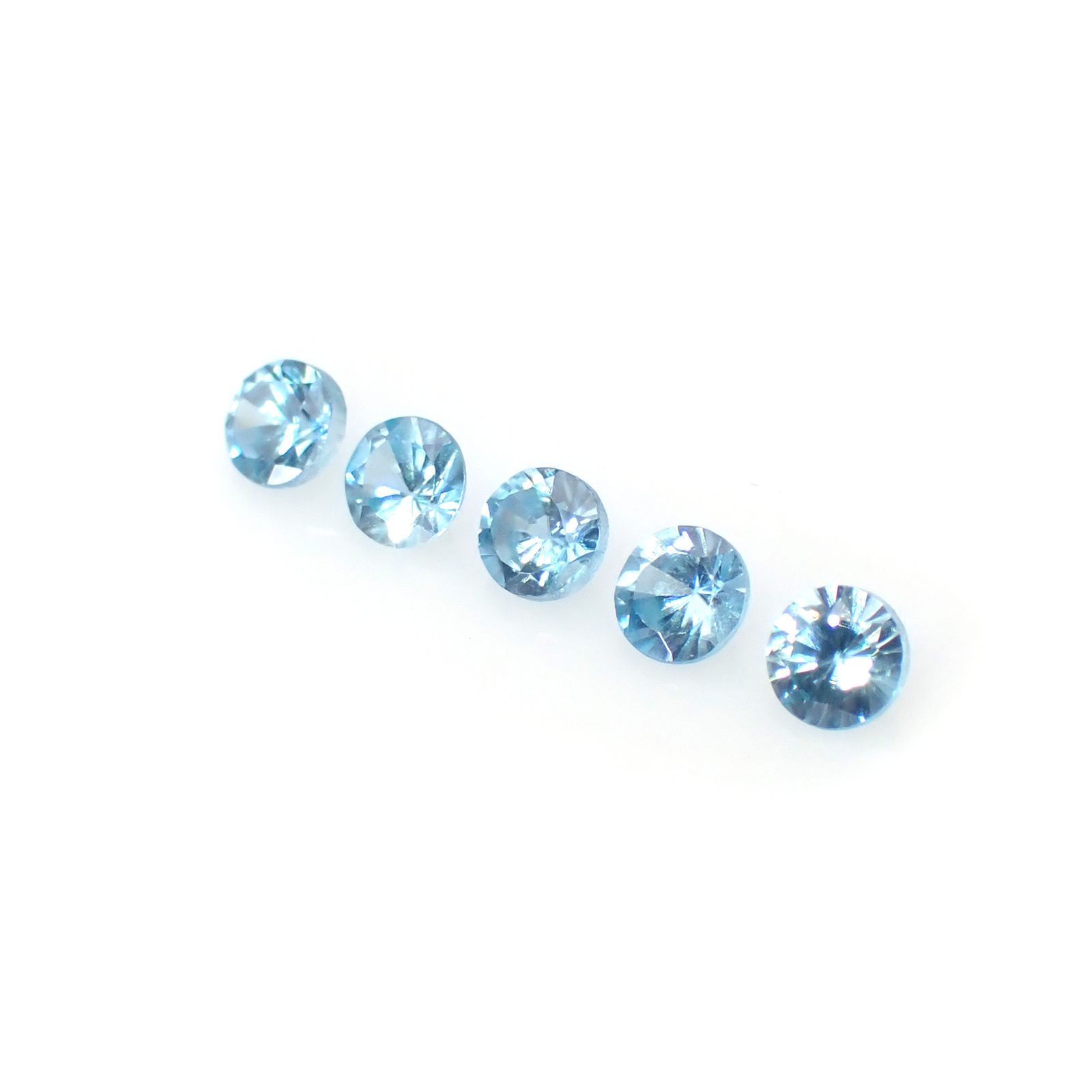 <ランダムセレクト1個販売>ブルージルコン カンボジア産 約0.22ct [250129803-PAC]3.5x3.5mm前後