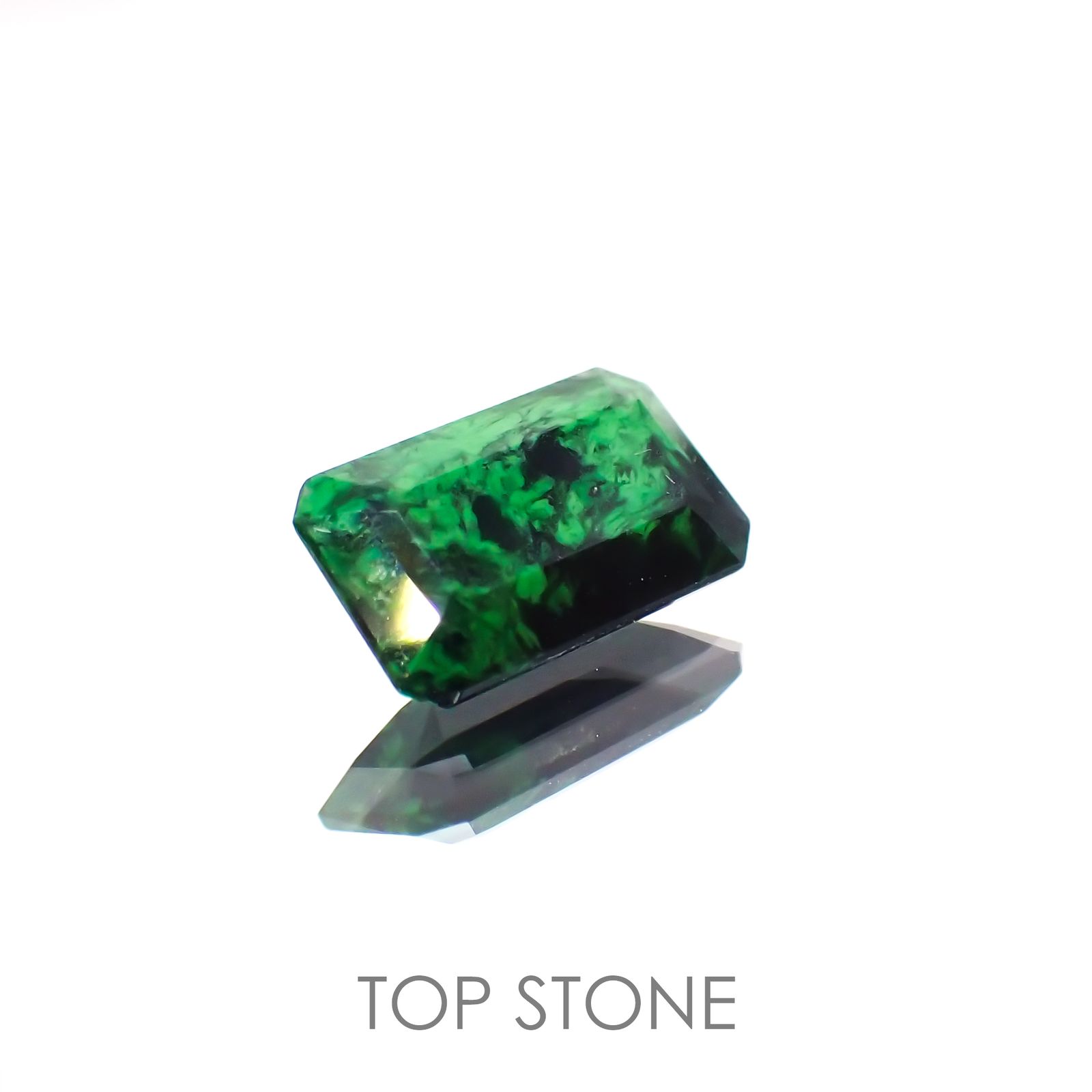 モーシッシ ビルマ産 1.21ct[220114187]8.8x5.3mm前後