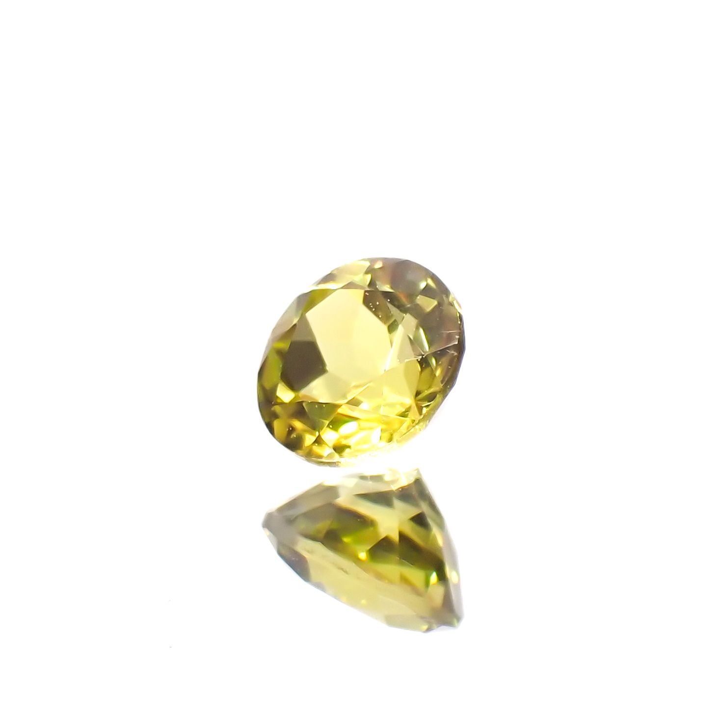 カナリートルマリン ザンビア・カナリー鉱山産 0.27ct[230823152]4x3.9mm前後
