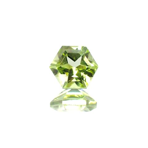 ◇ヘキサゴンカット◇ペリドット(宝石名ペリドット) パキスタン産 0.63ct 識別済[250813100]4.9×4.9mm前後