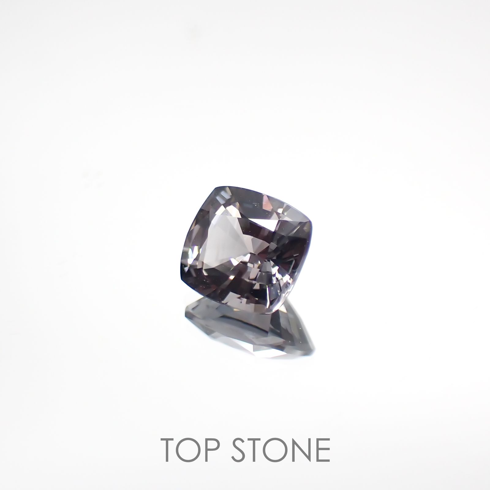 プラチナスピネル ビルマ産 ルース 1.07ct[210611367]6.2×5.7mm前後