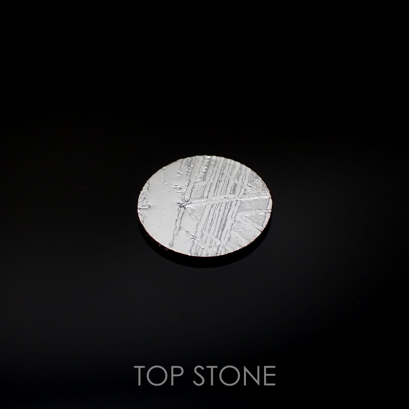 ムオニナルスタ隕石 発見地：スウェーデン 2.25ct[220115606]10x10mm前後